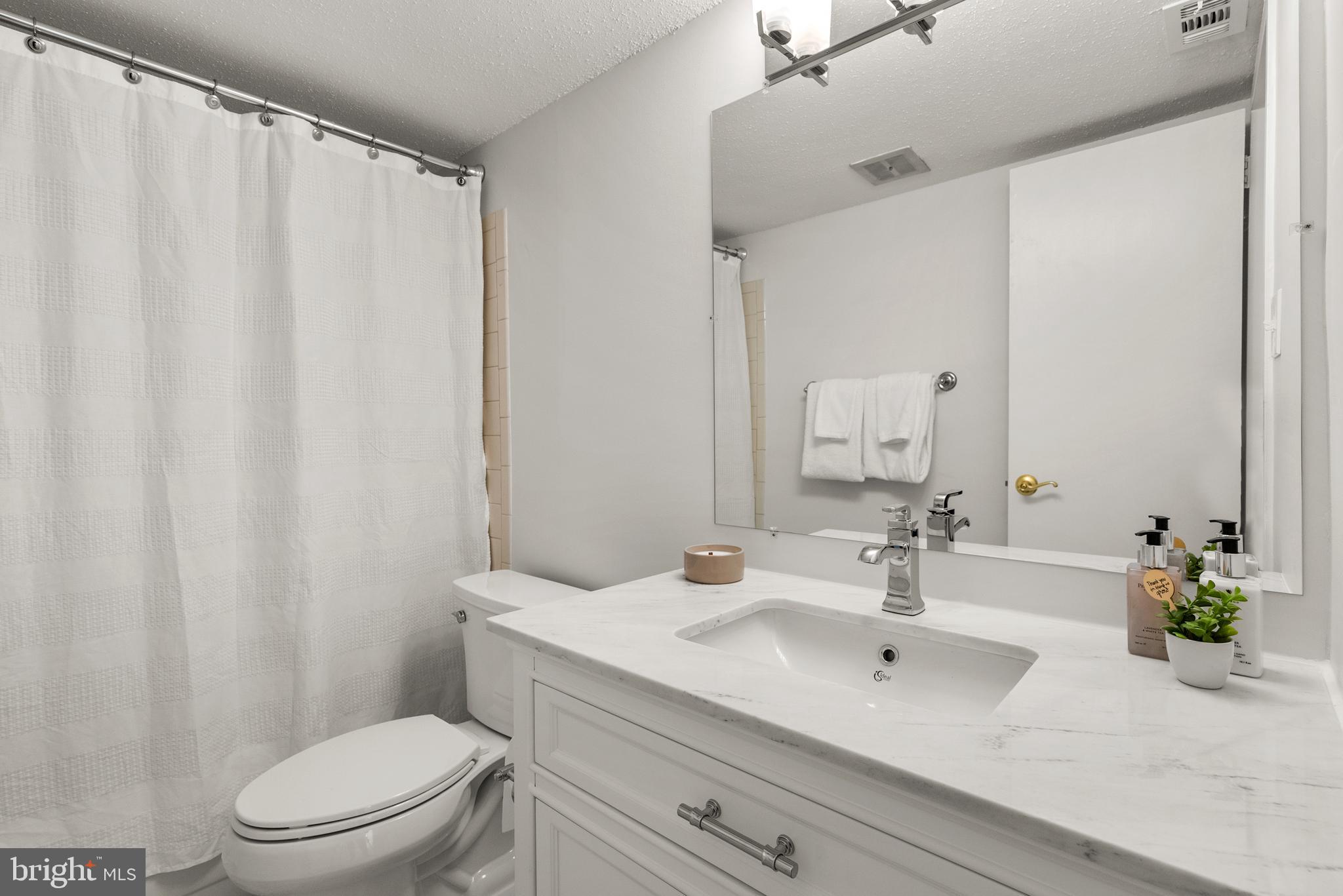 LAKEVIEW - Residential