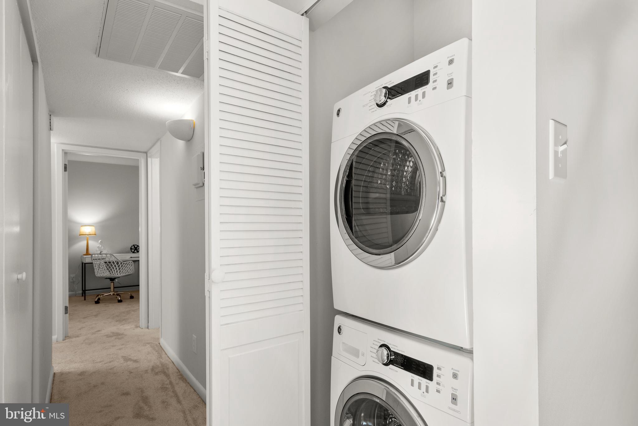 LAKEVIEW - Residential