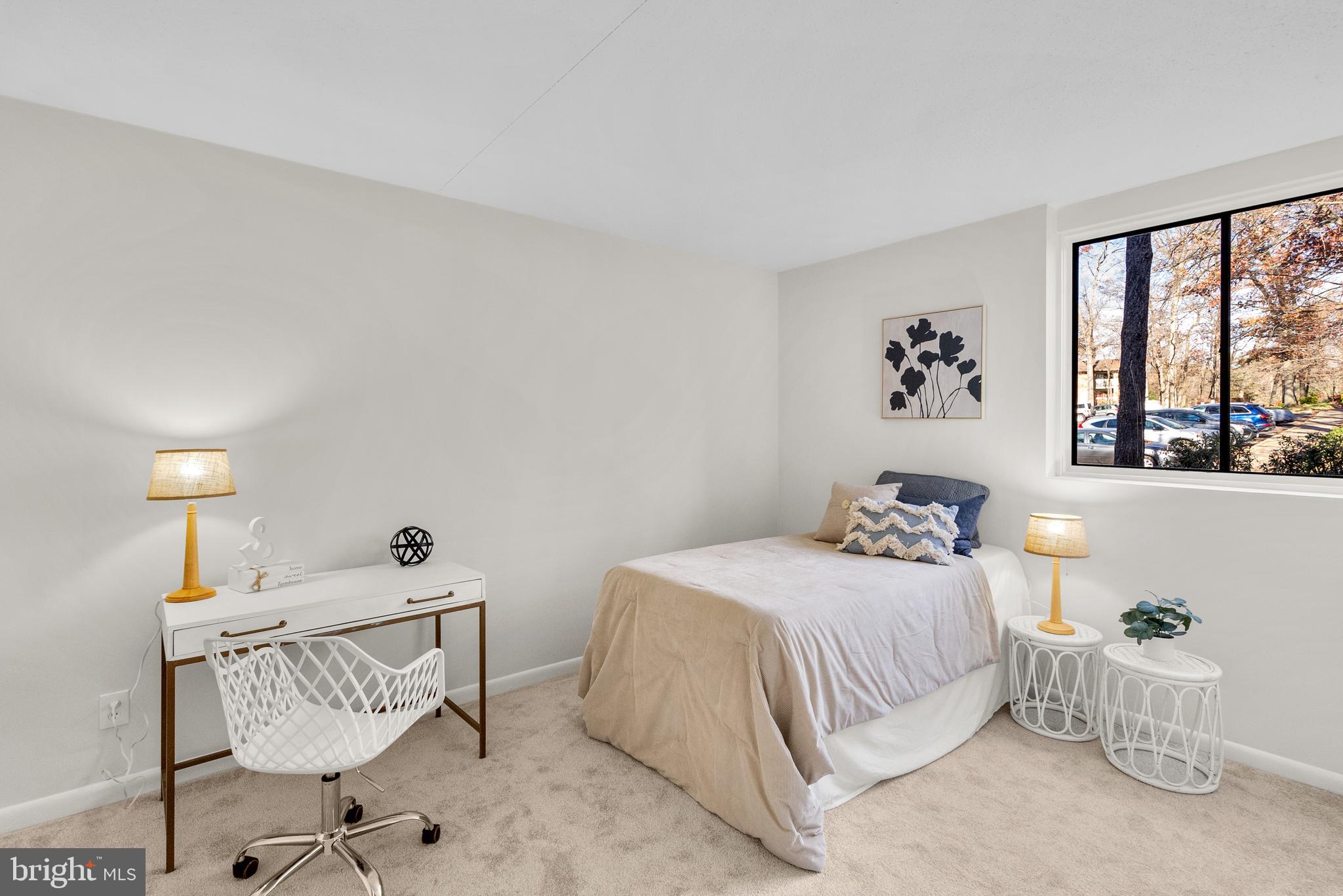 LAKEVIEW - Residential