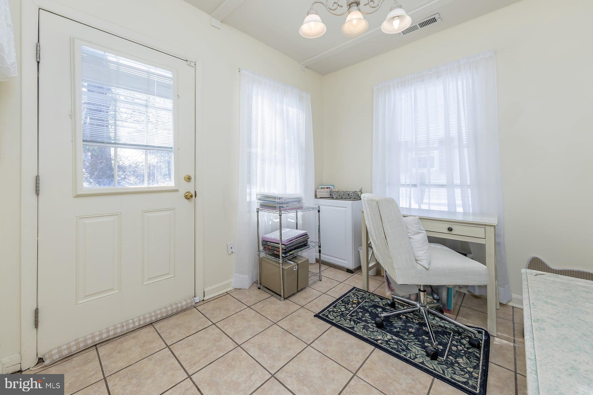 LEISURETOWNE - Residential