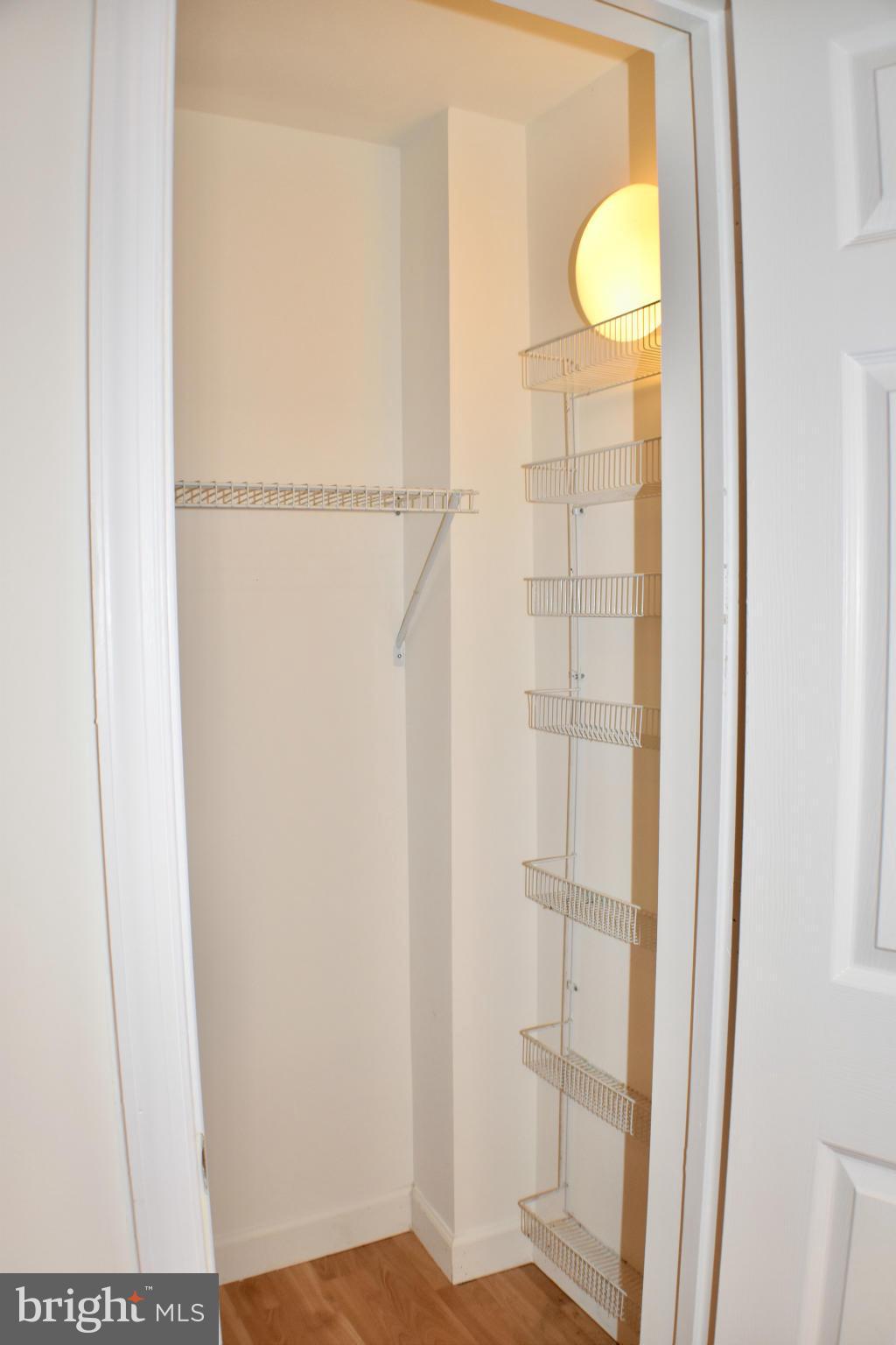CEDAR RUN ESTS - Residential Lease