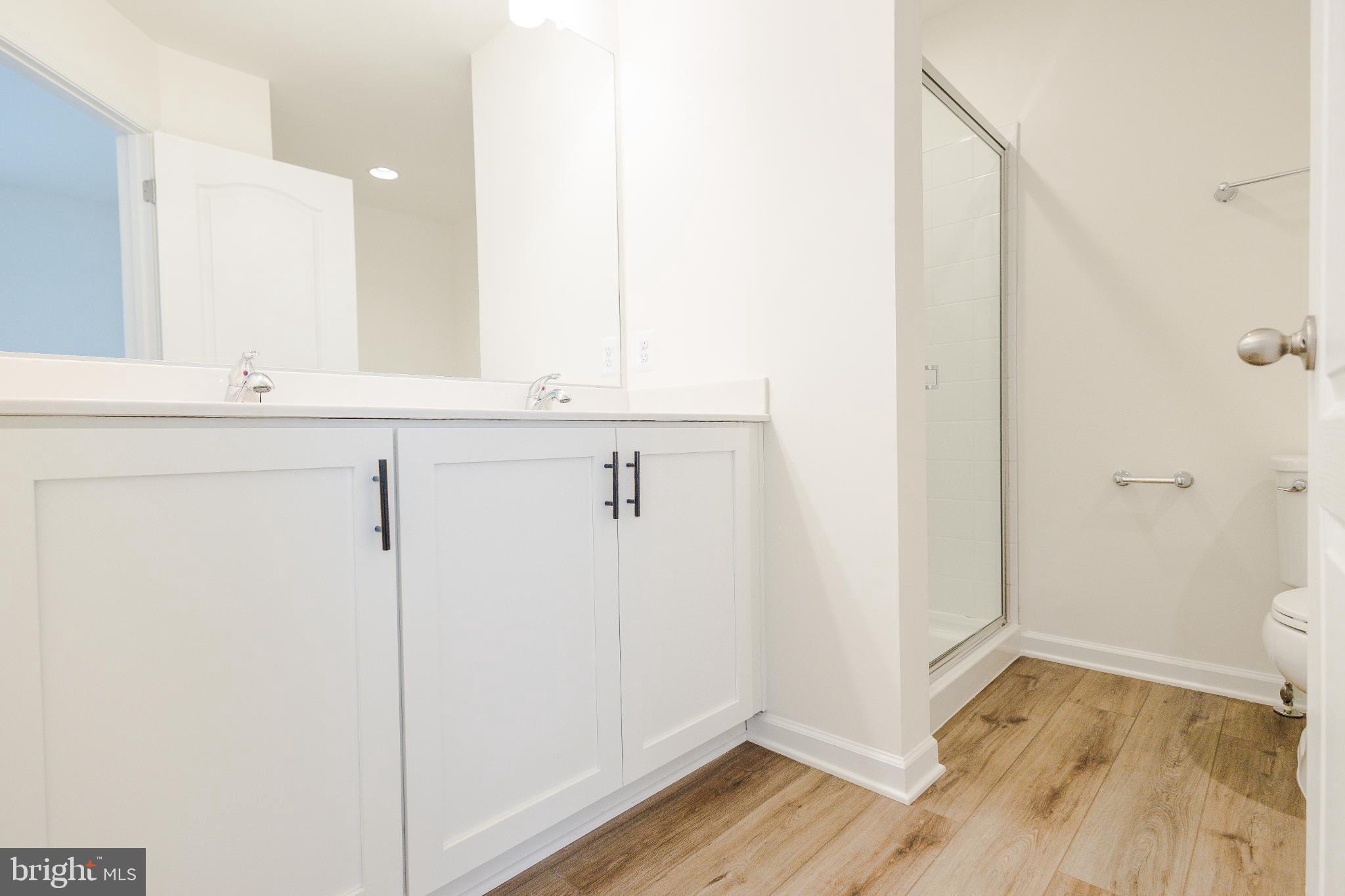 TOWNES AT TATE MANOR - Residential