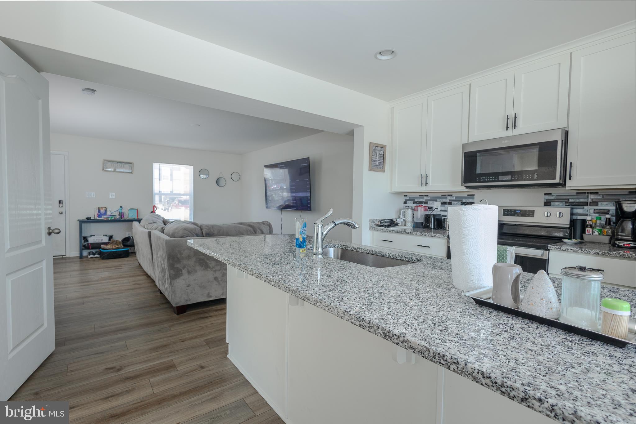 TOWNES AT TATE MANOR - Residential