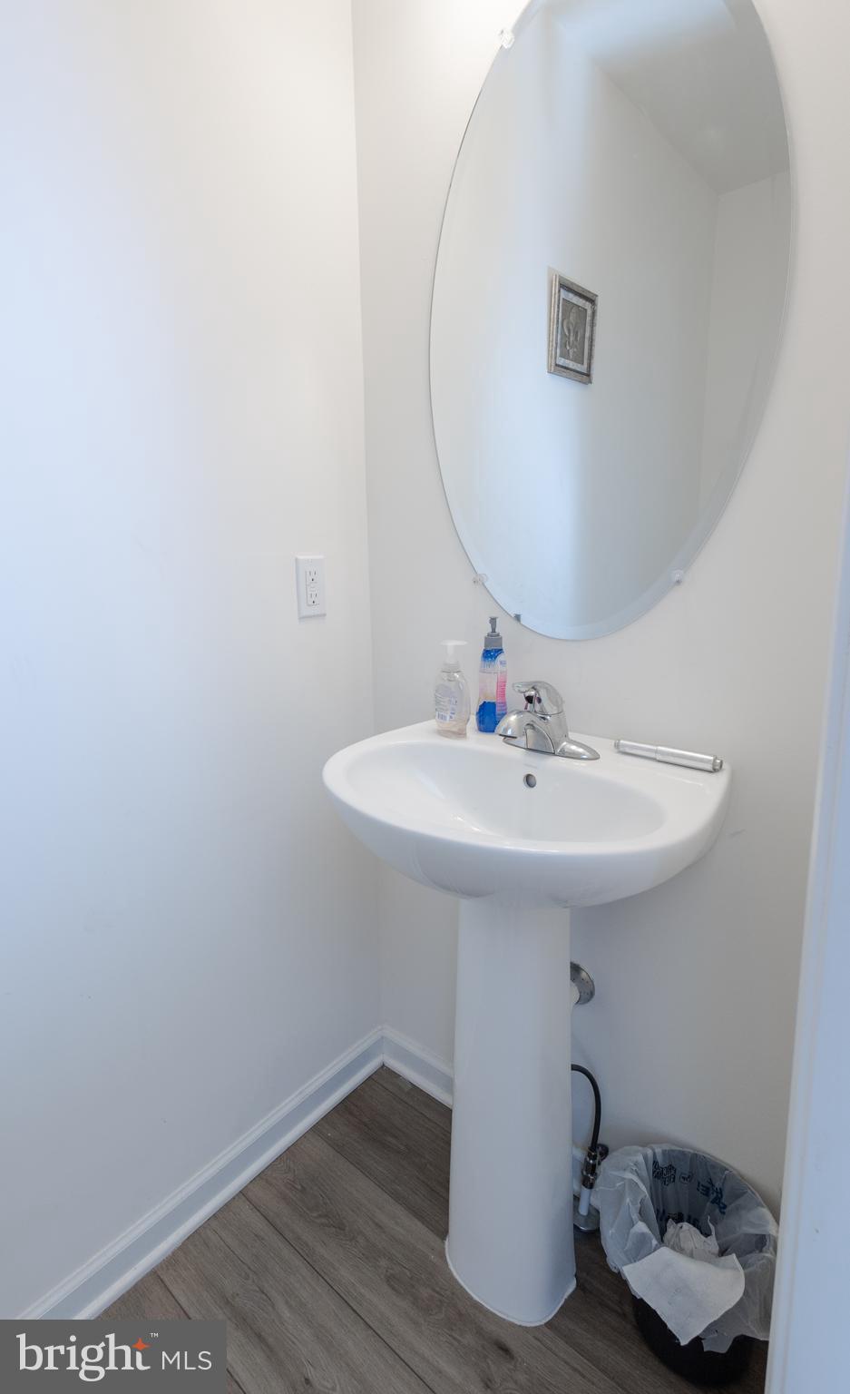 TOWNES AT TATE MANOR - Residential