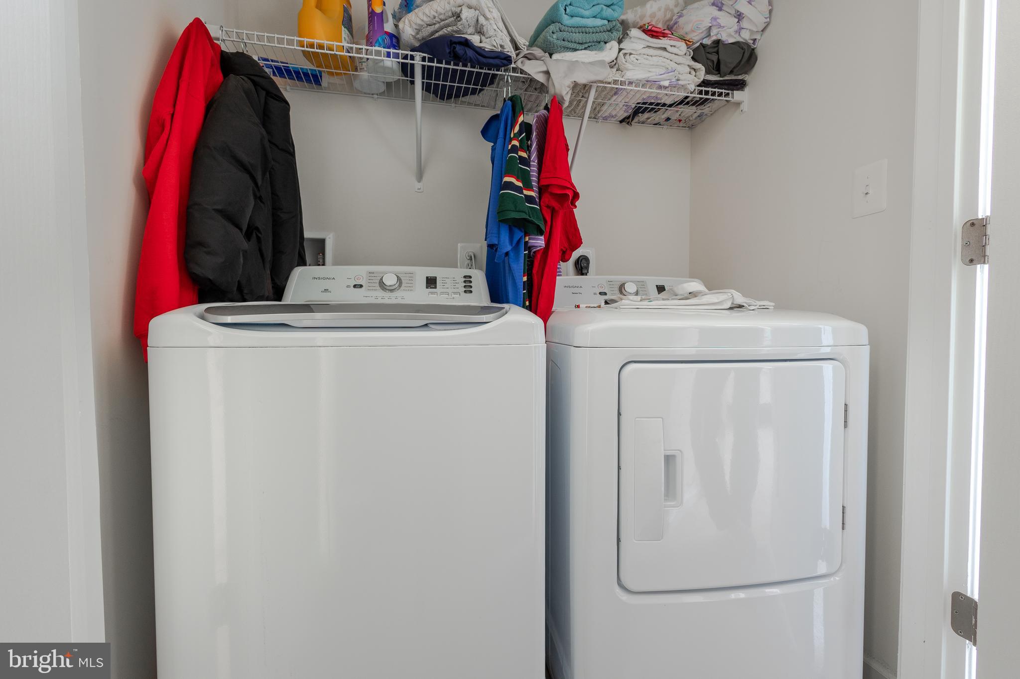 TOWNES AT TATE MANOR - Residential