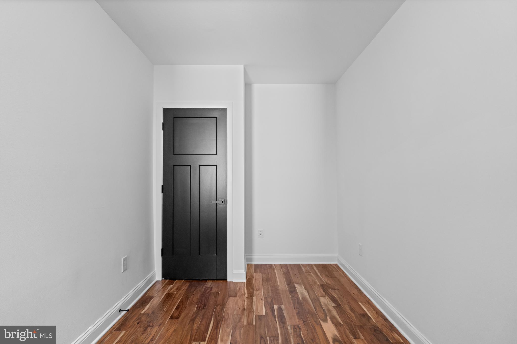 WHITMAN - Residential