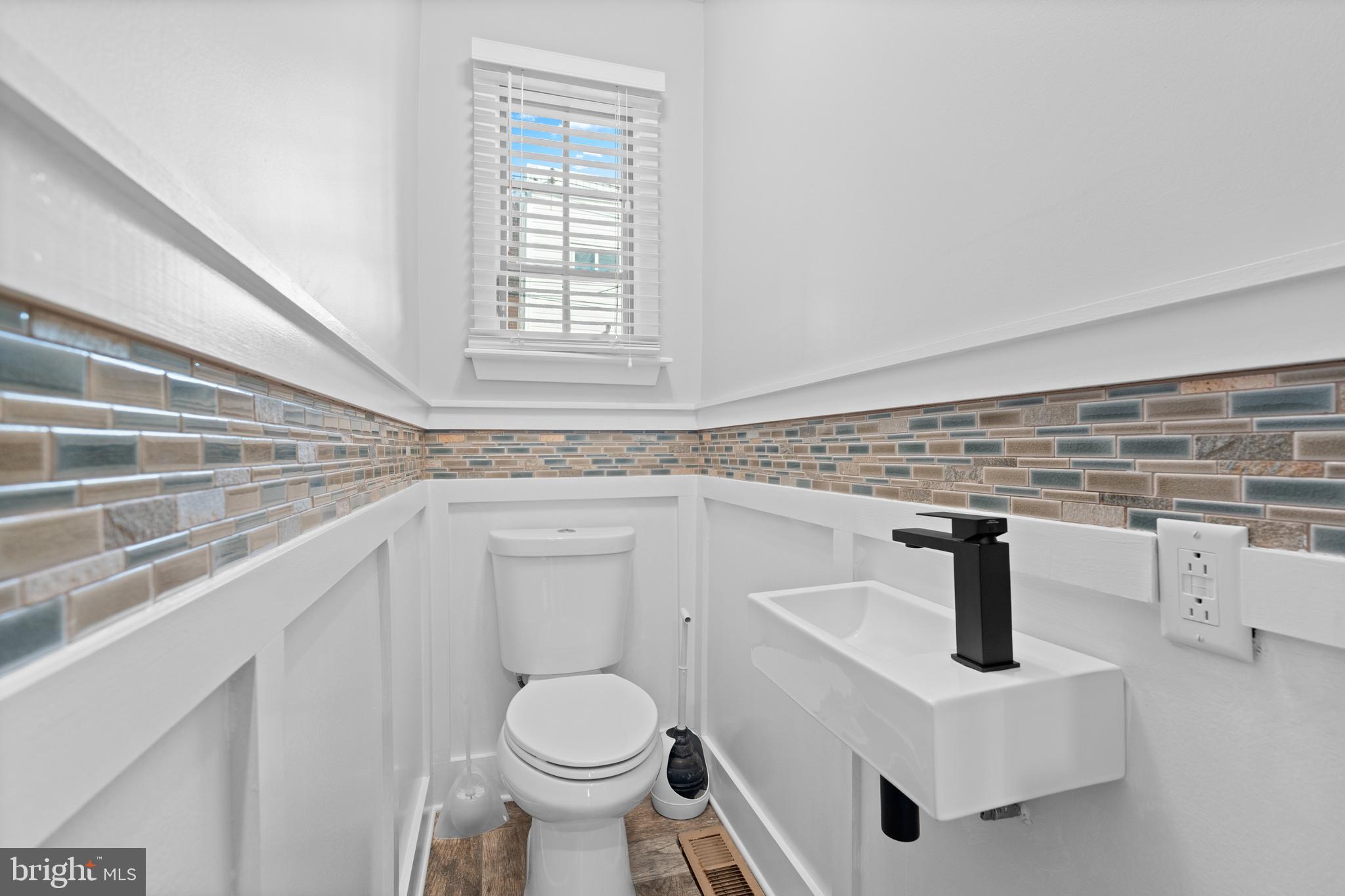 WHITMAN - Residential