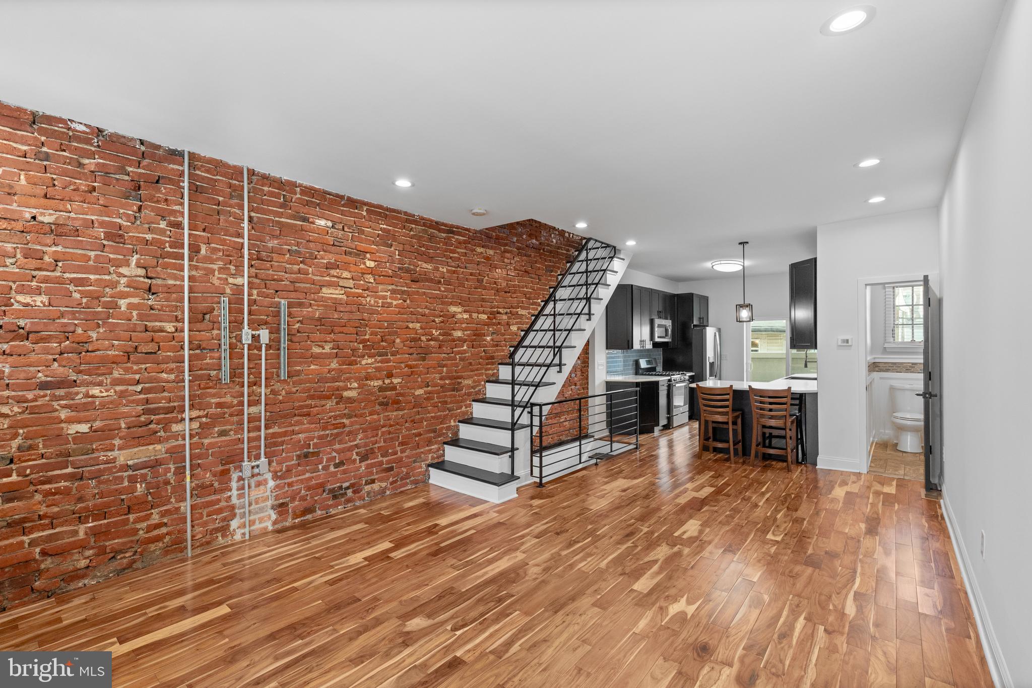 WHITMAN - Residential