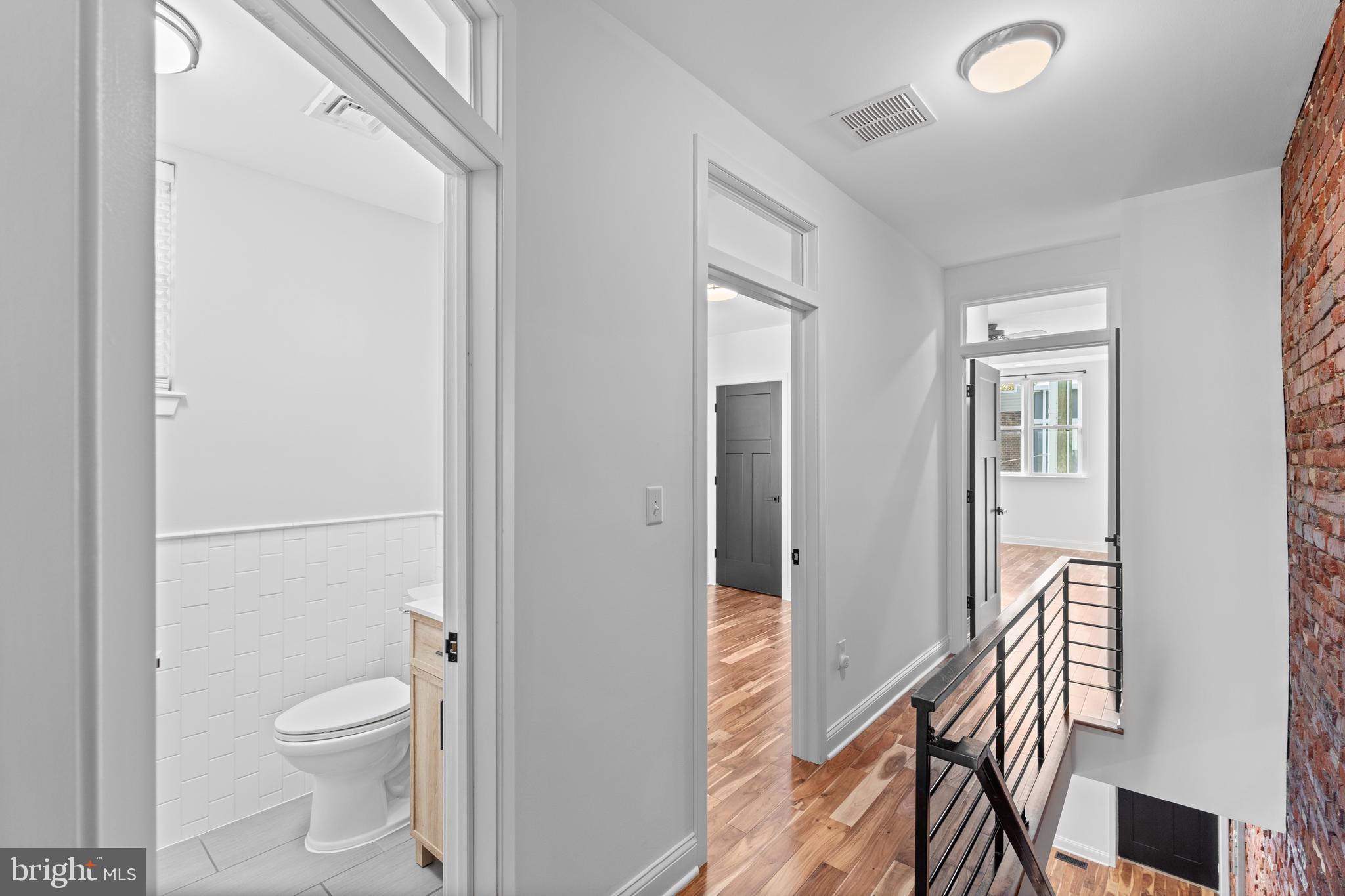 WHITMAN - Residential