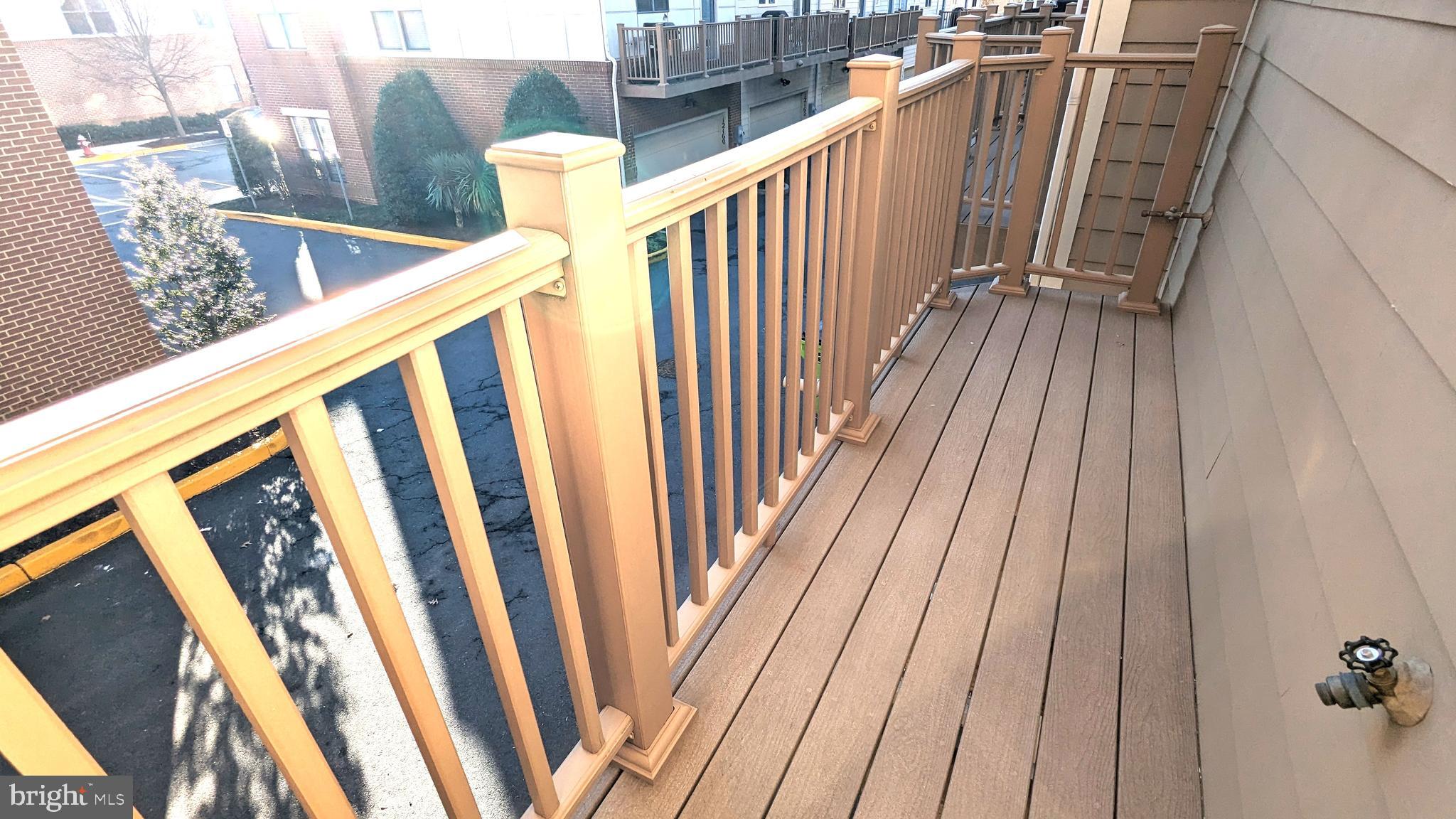 CENTERPOINTE - Residential