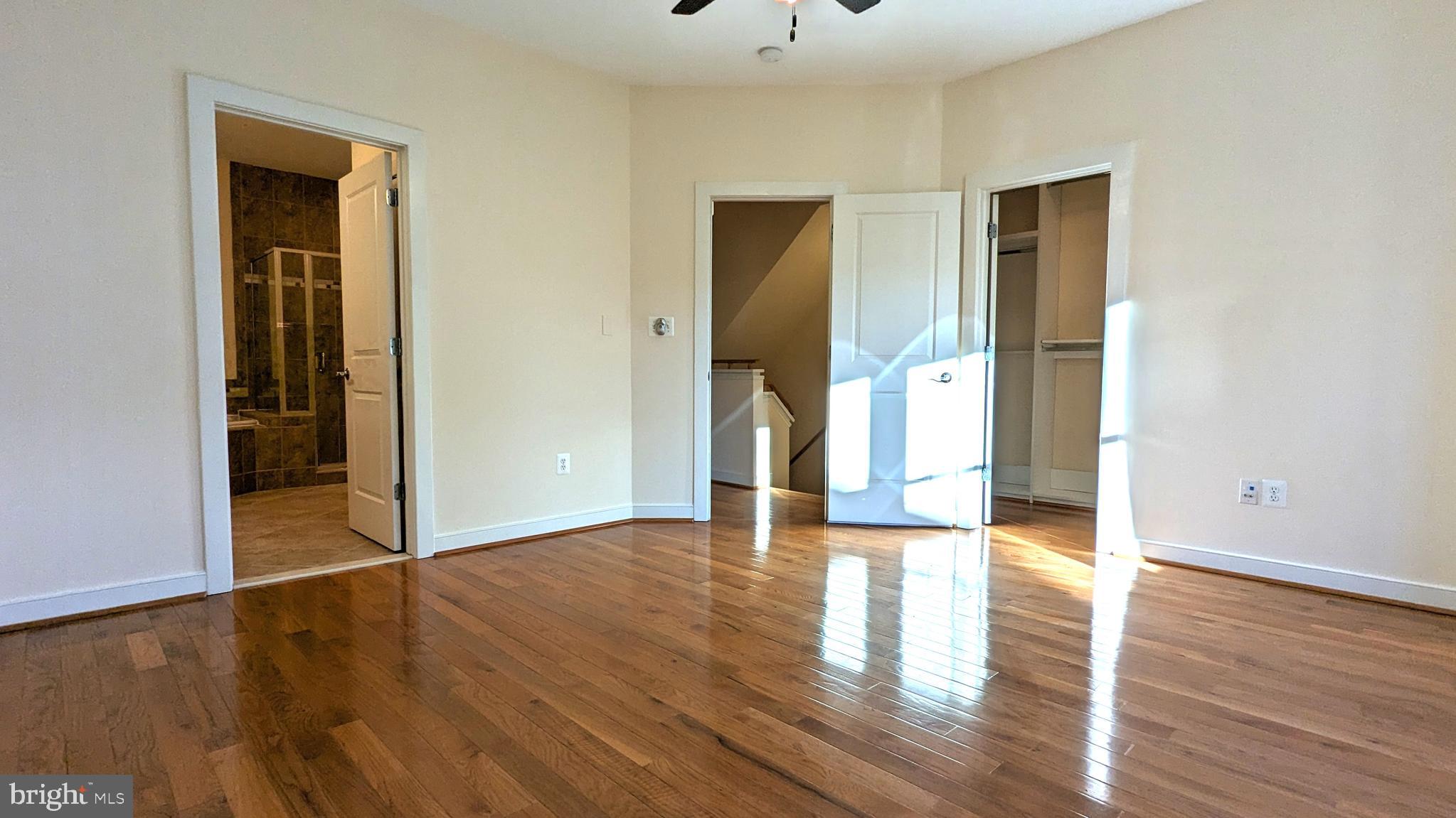 CENTERPOINTE - Residential