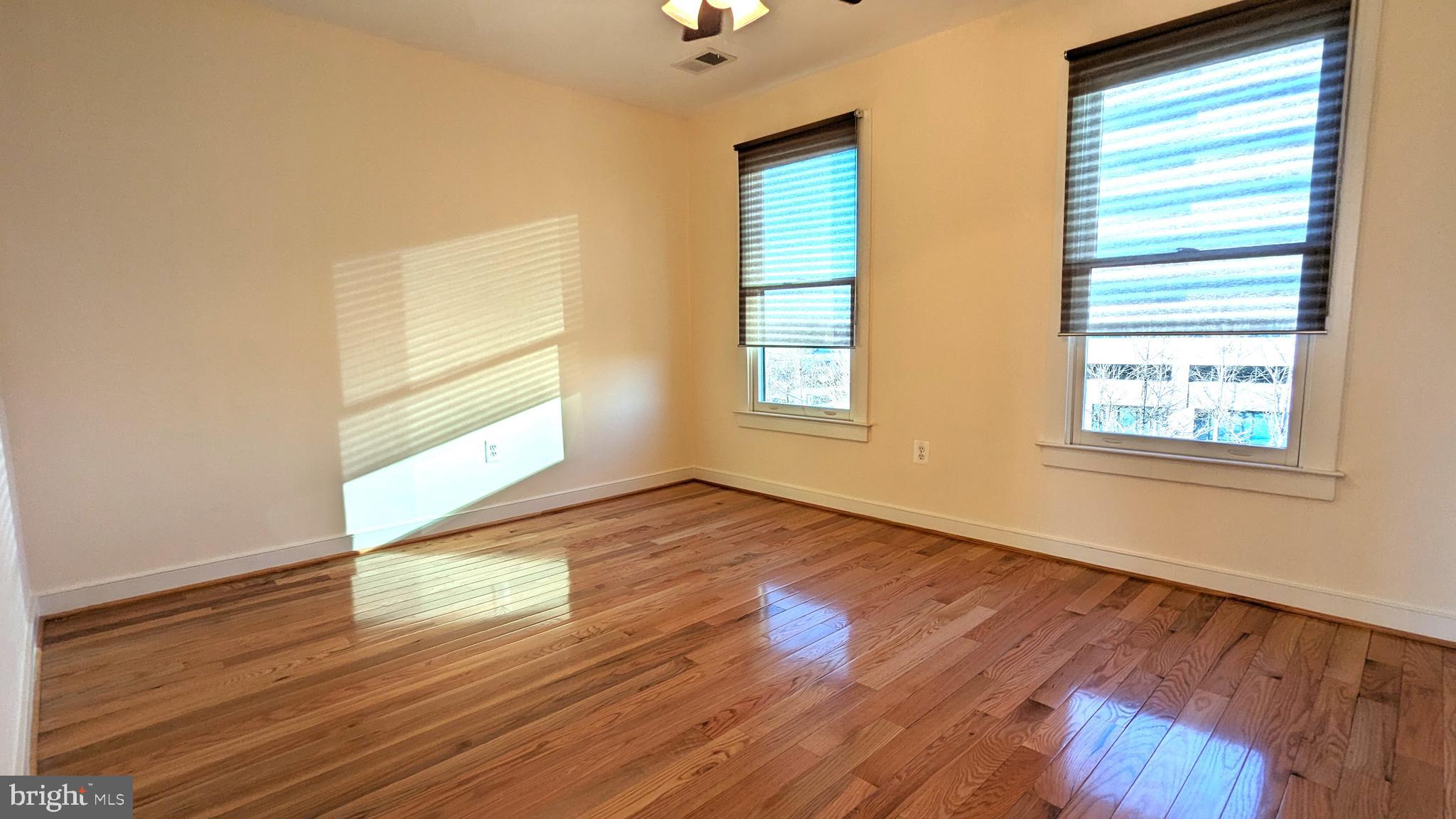 CENTERPOINTE - Residential