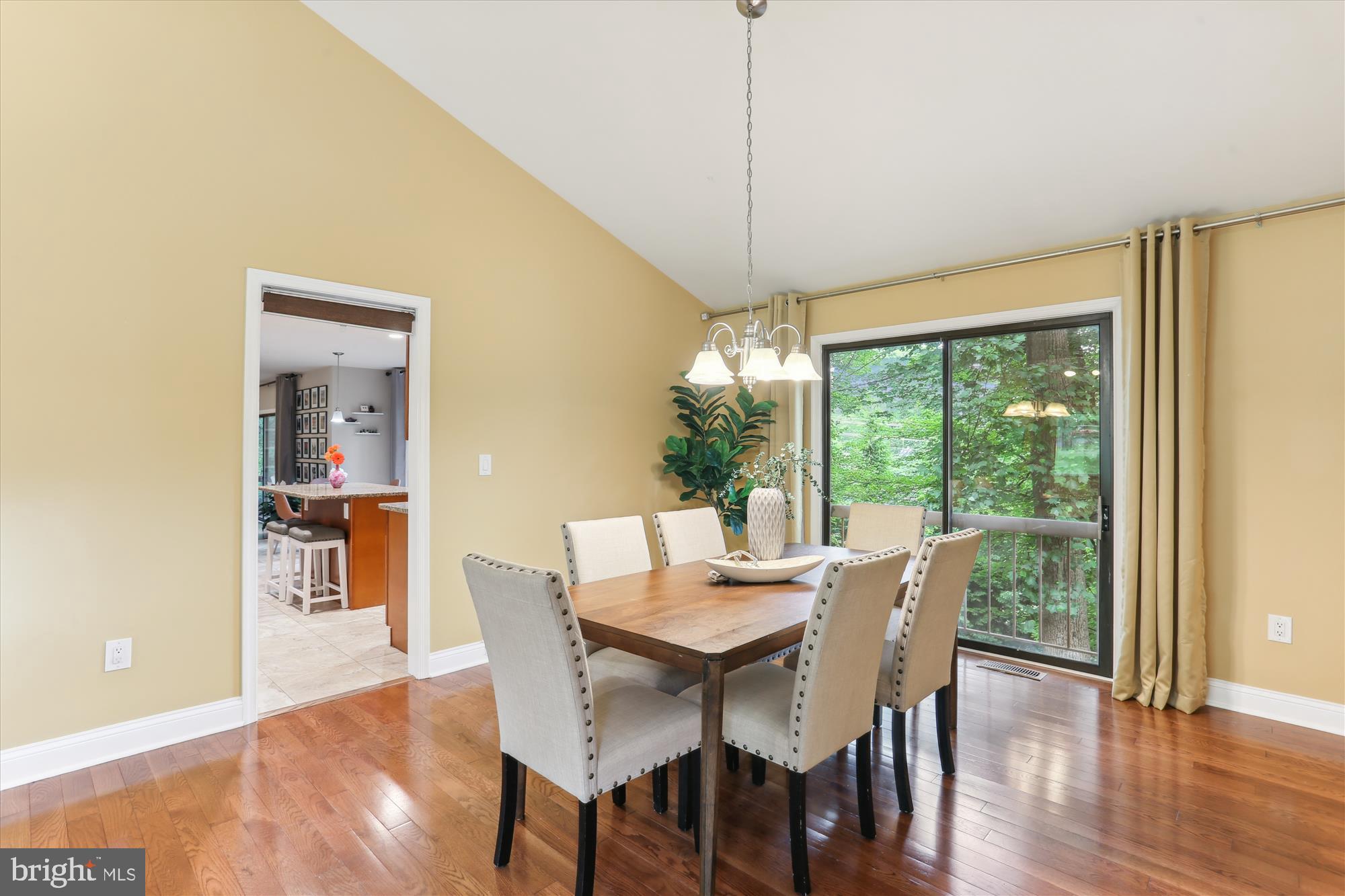 POTOMAC SPRINGS - Residential