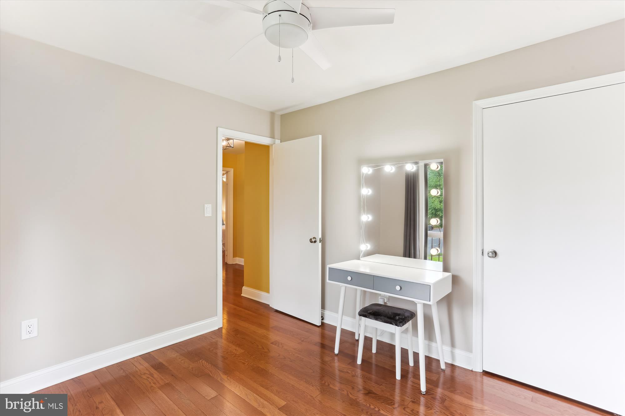 POTOMAC SPRINGS - Residential