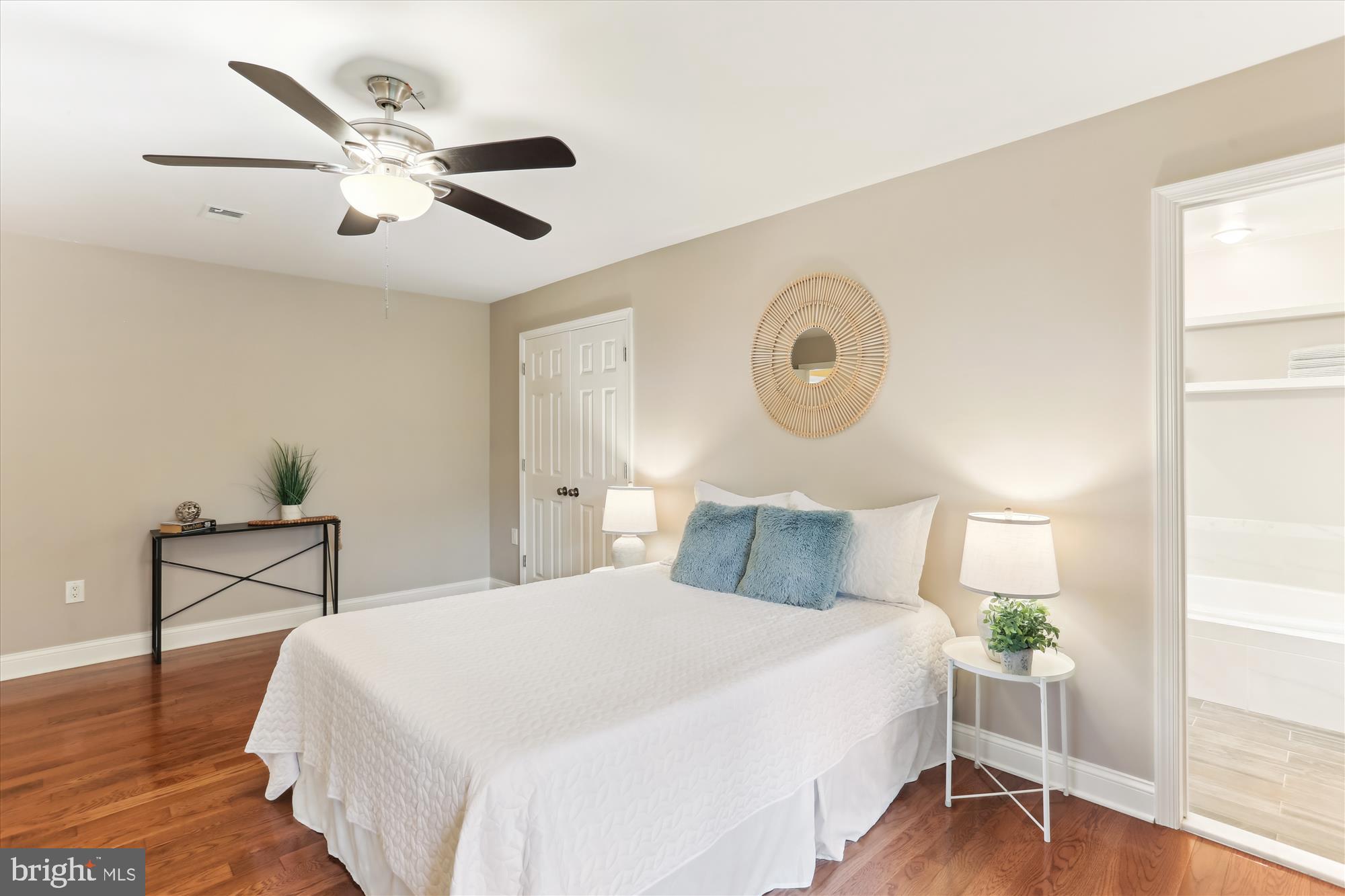 POTOMAC SPRINGS - Residential