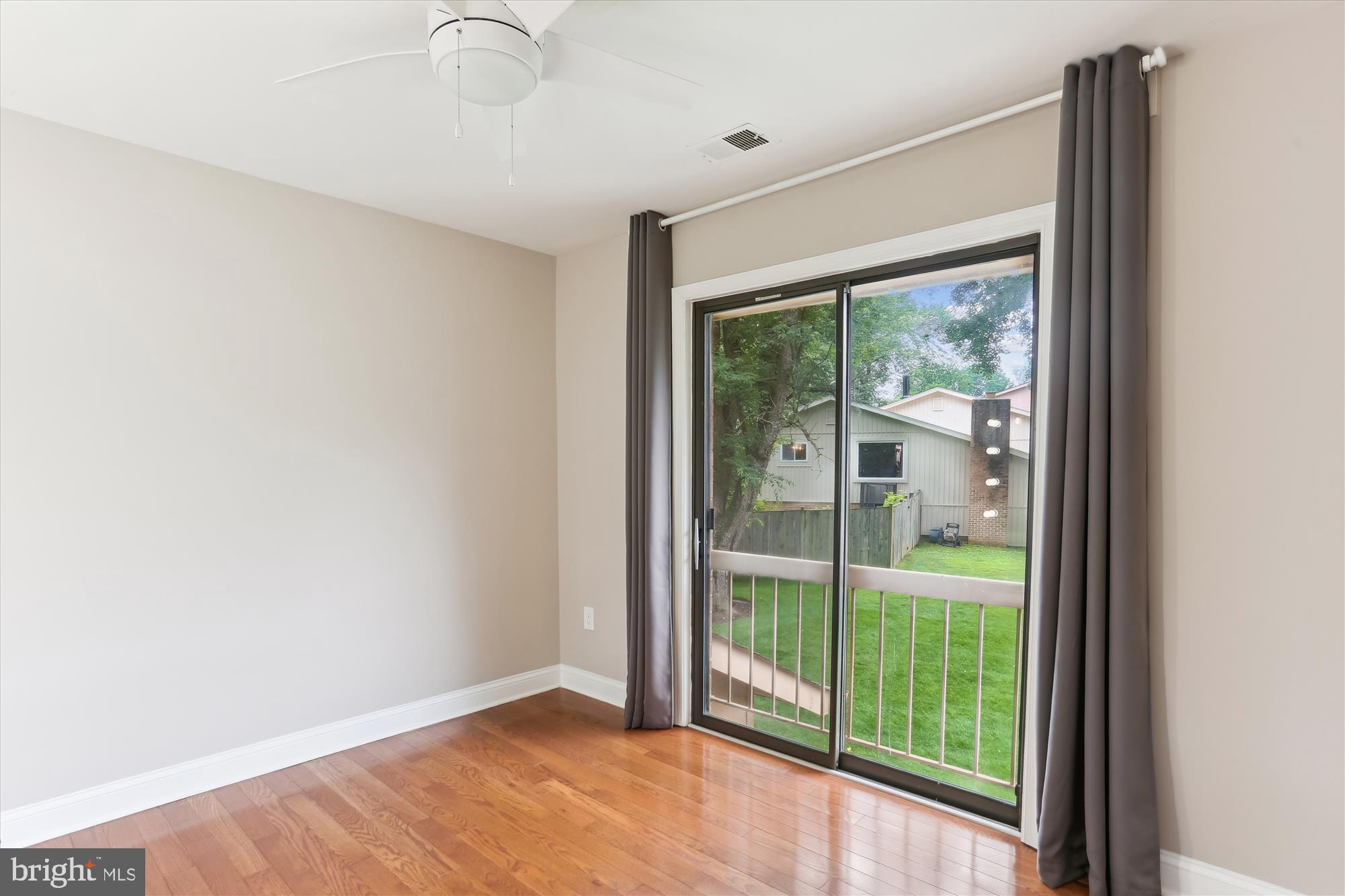 POTOMAC SPRINGS - Residential