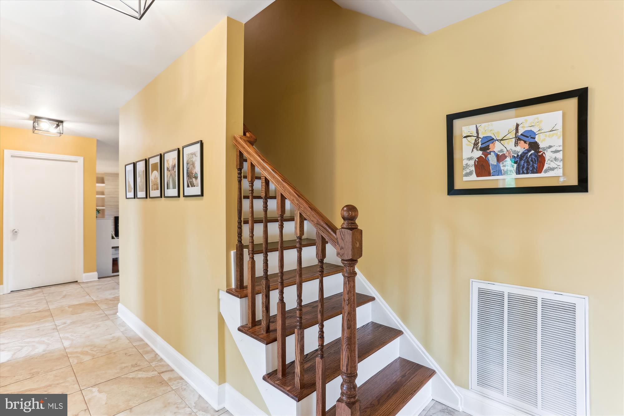 POTOMAC SPRINGS - Residential