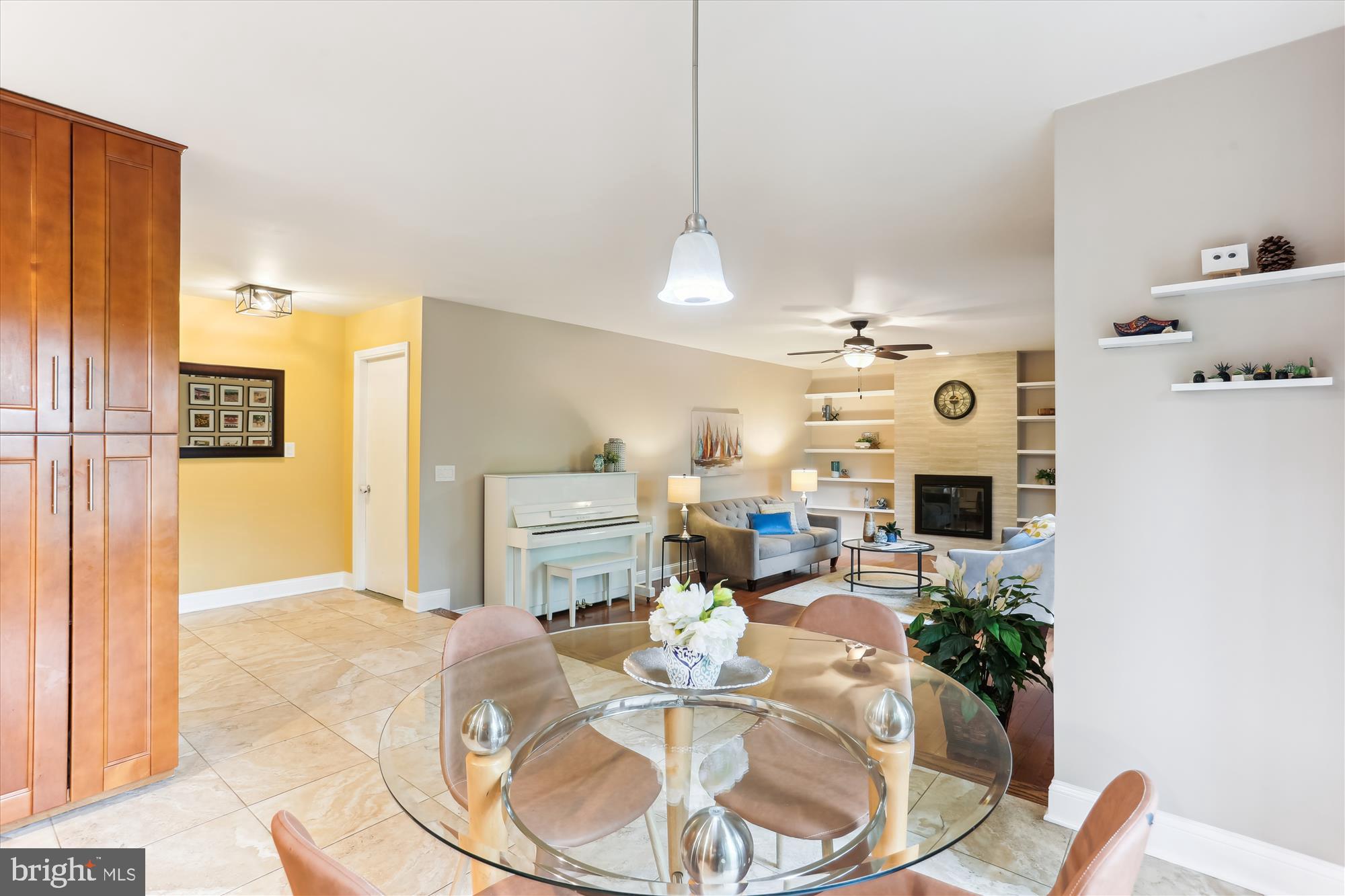 POTOMAC SPRINGS - Residential