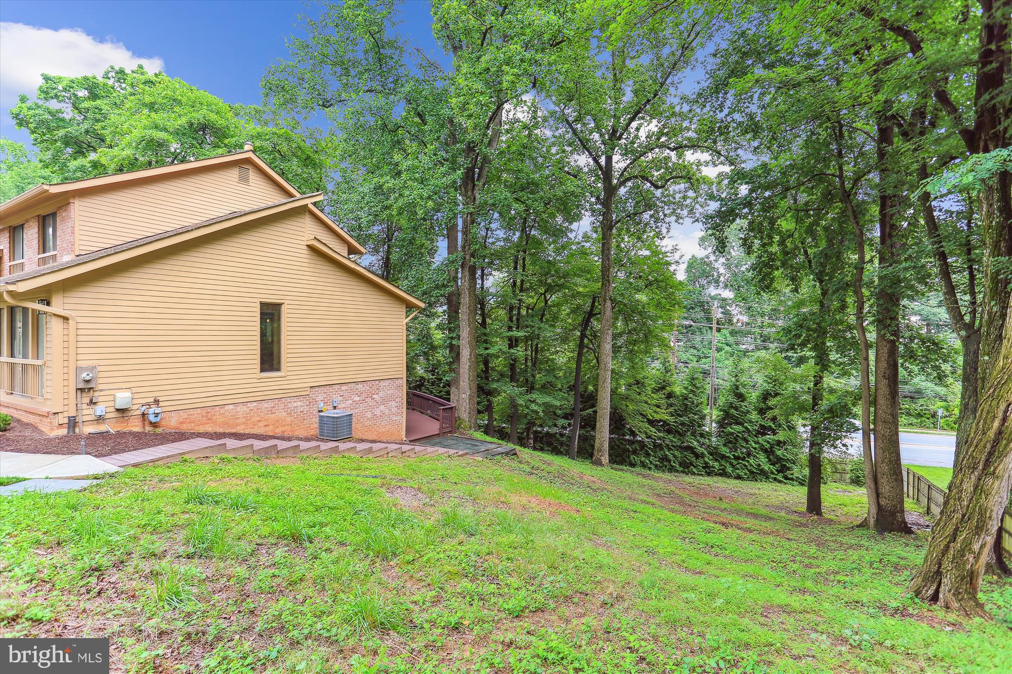 POTOMAC SPRINGS - Residential