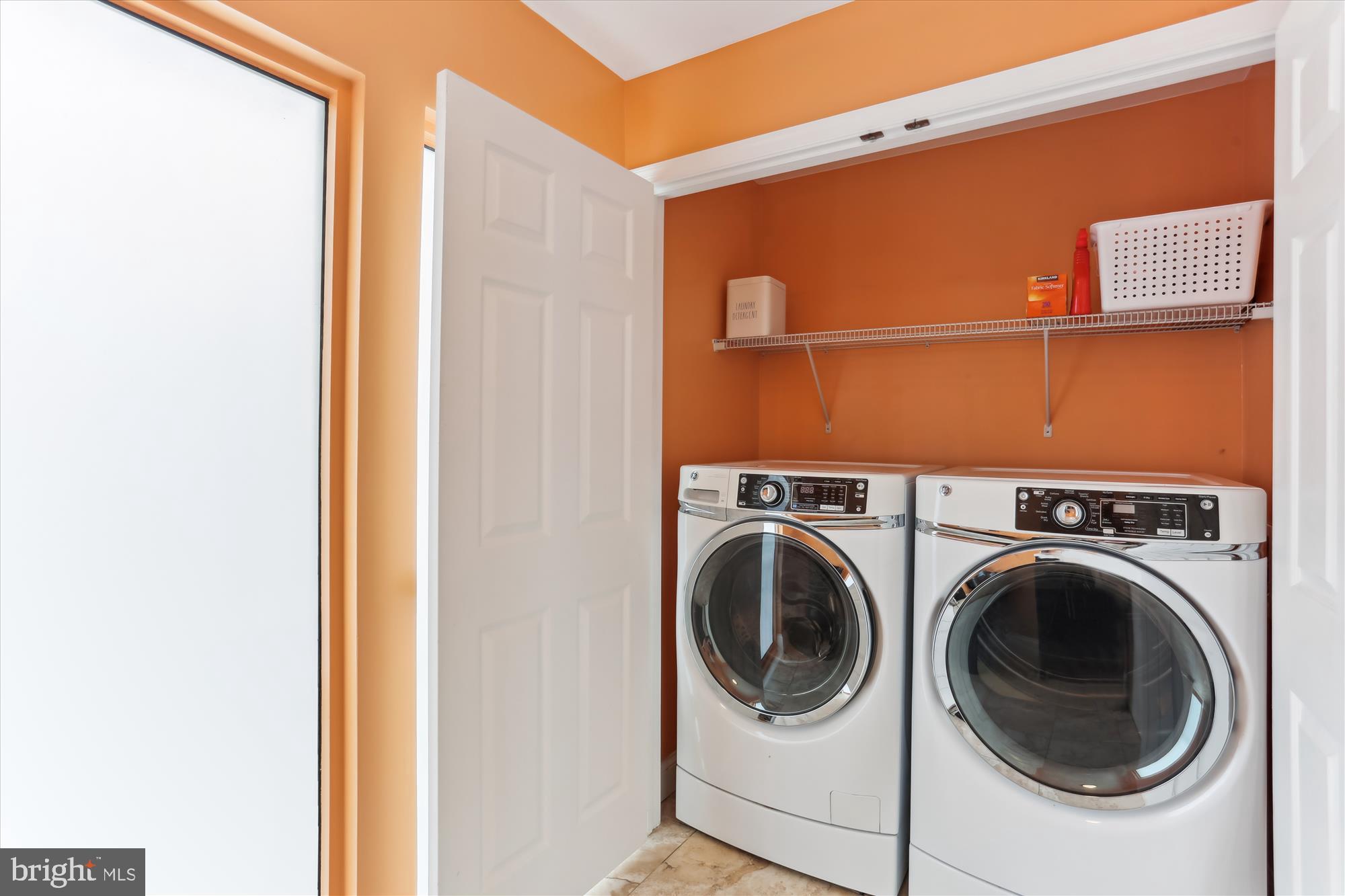 POTOMAC SPRINGS - Residential