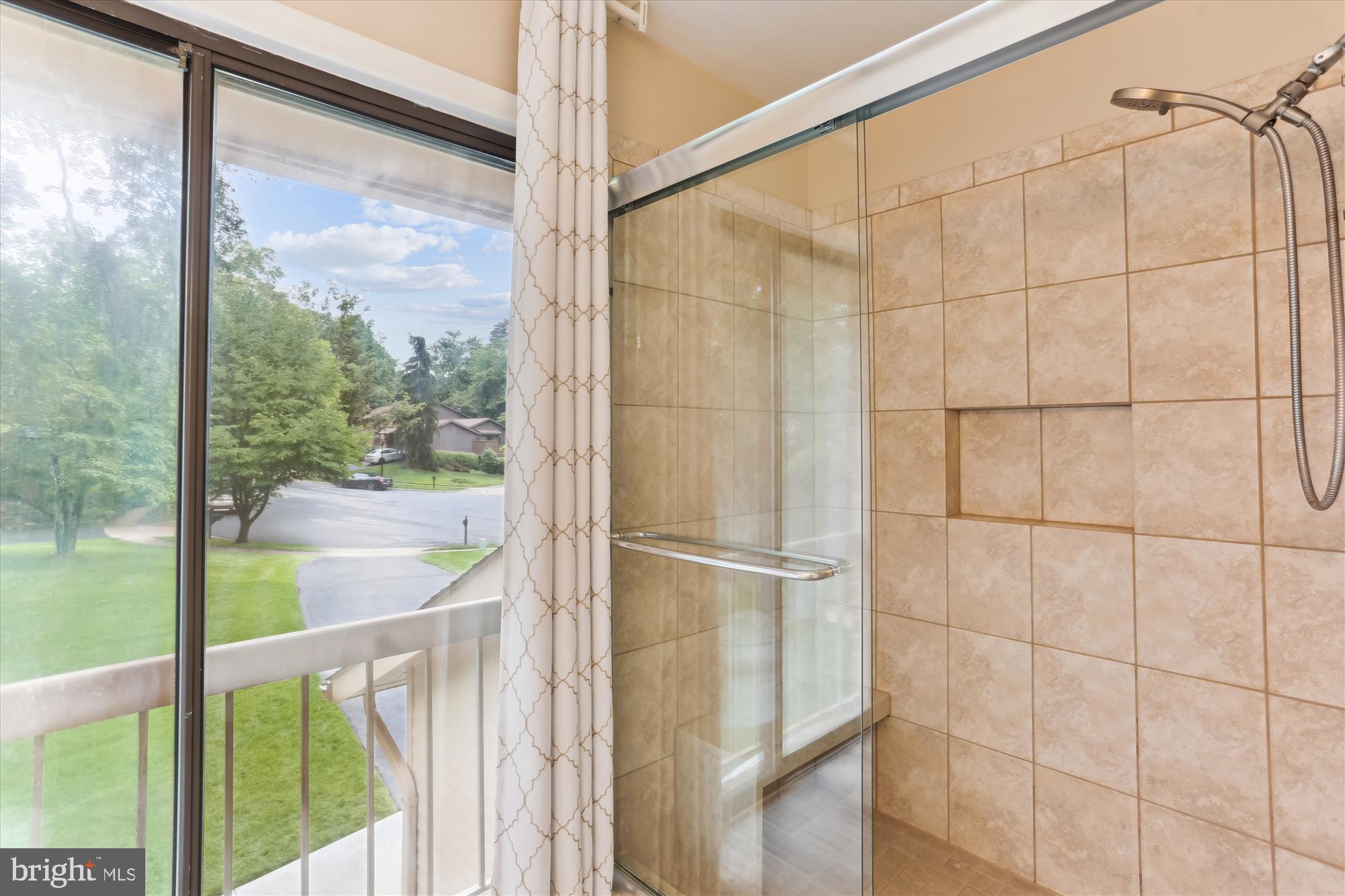 POTOMAC SPRINGS - Residential