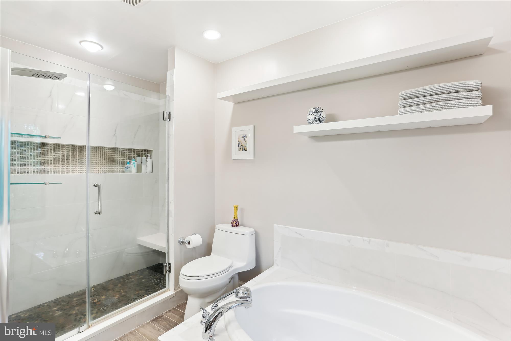 POTOMAC SPRINGS - Residential