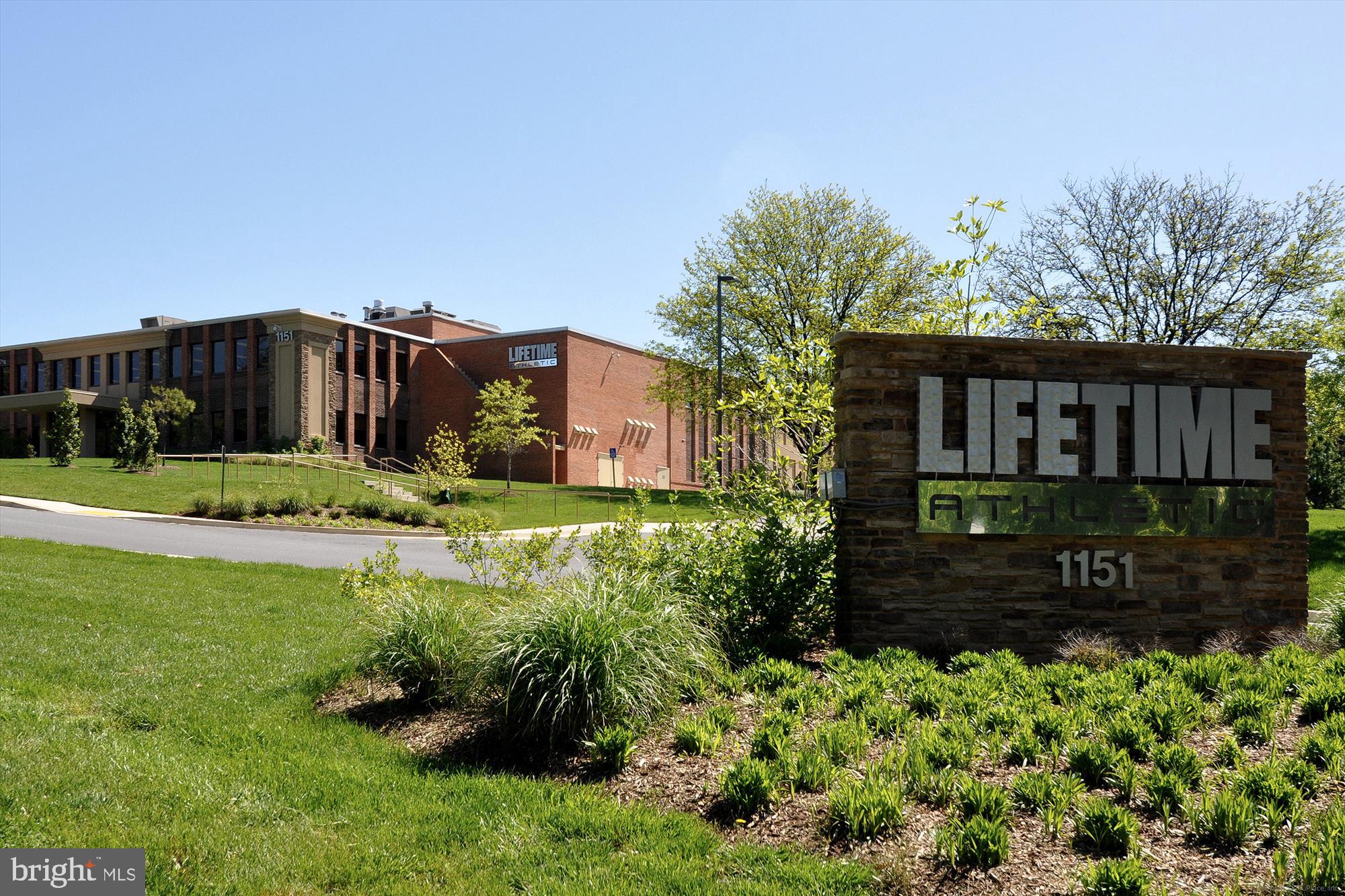 POTOMAC SPRINGS - Residential