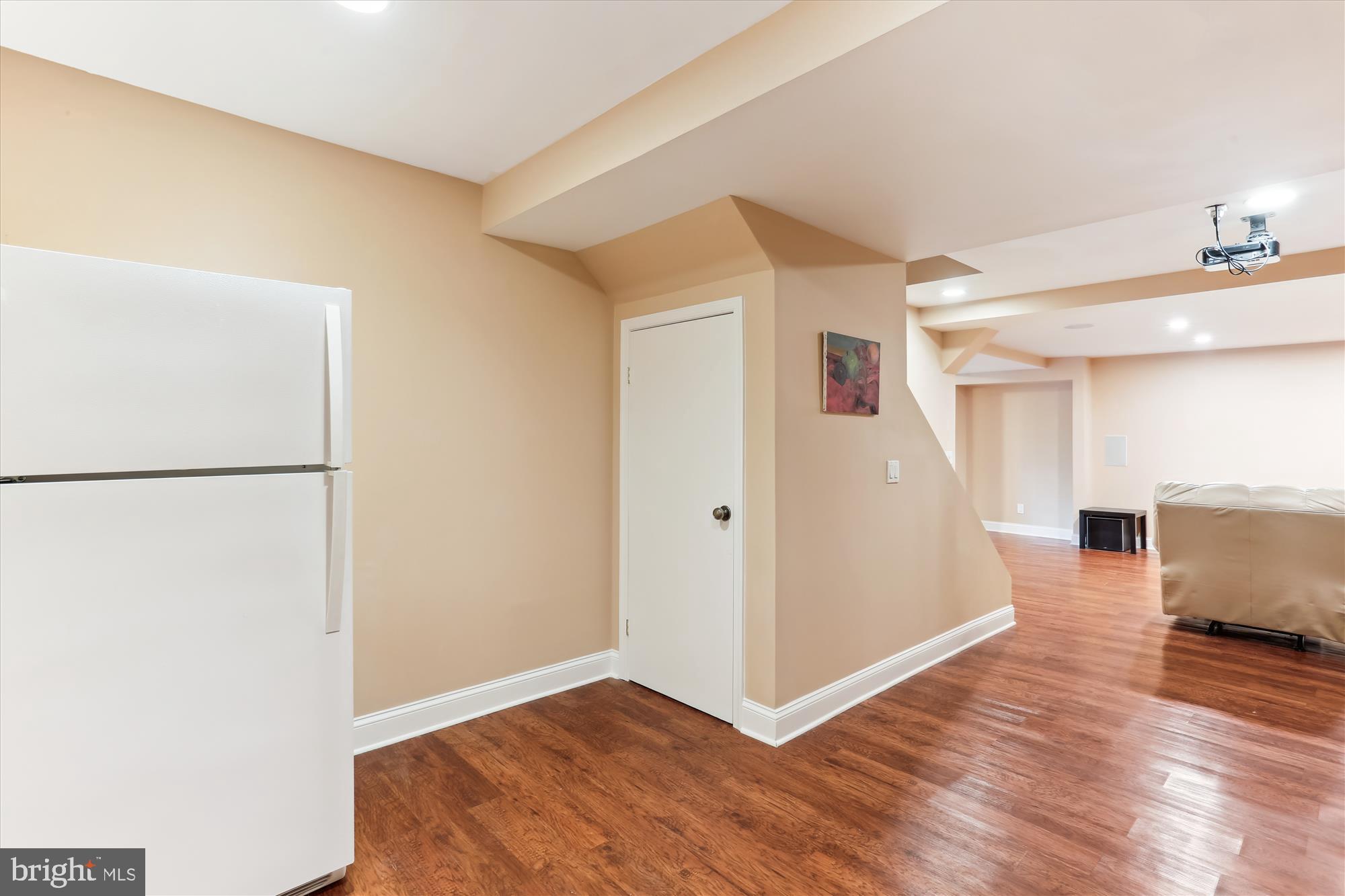 POTOMAC SPRINGS - Residential