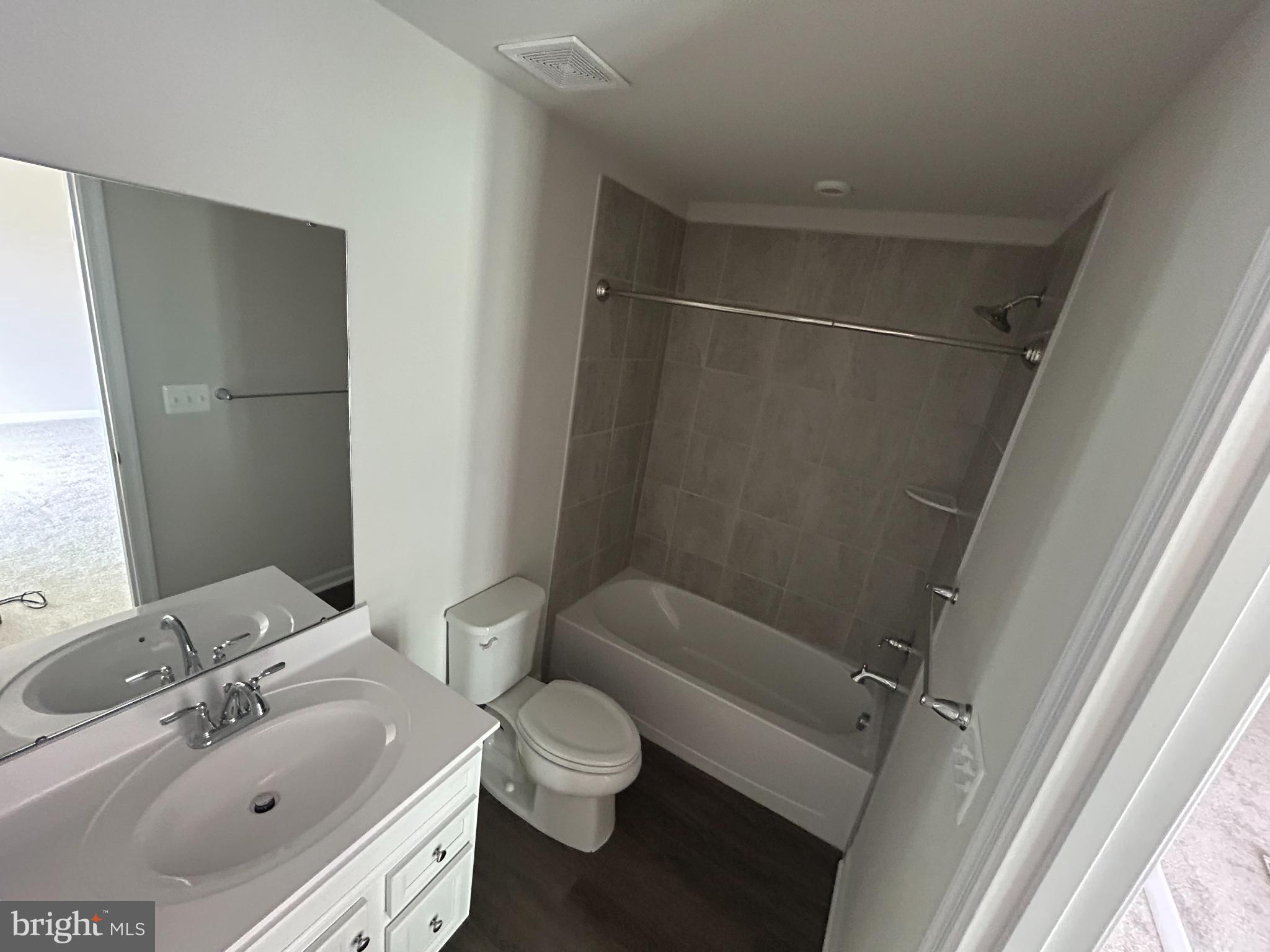 WILDERNESS SHORES - Residential Lease