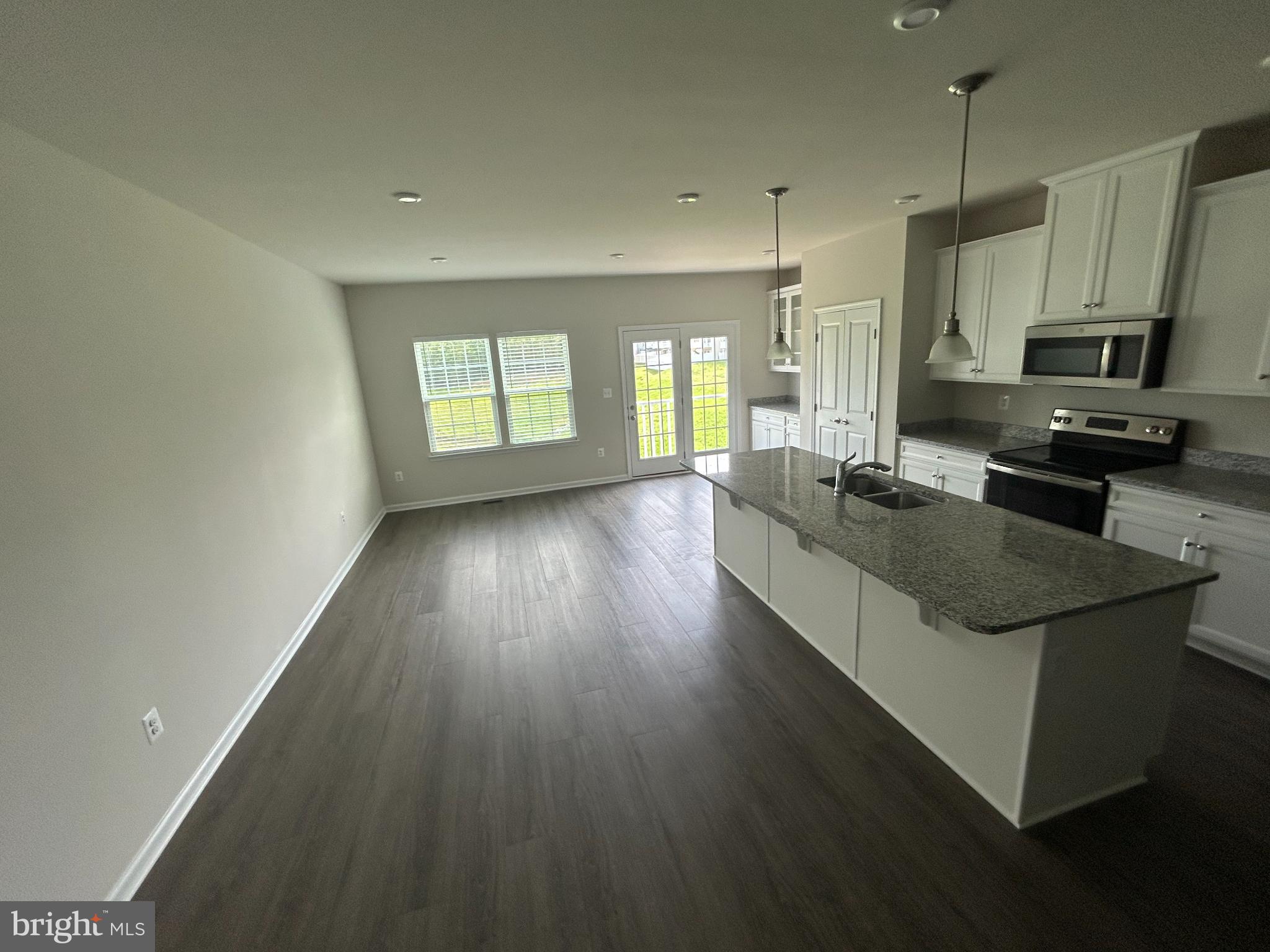 WILDERNESS SHORES - Residential Lease