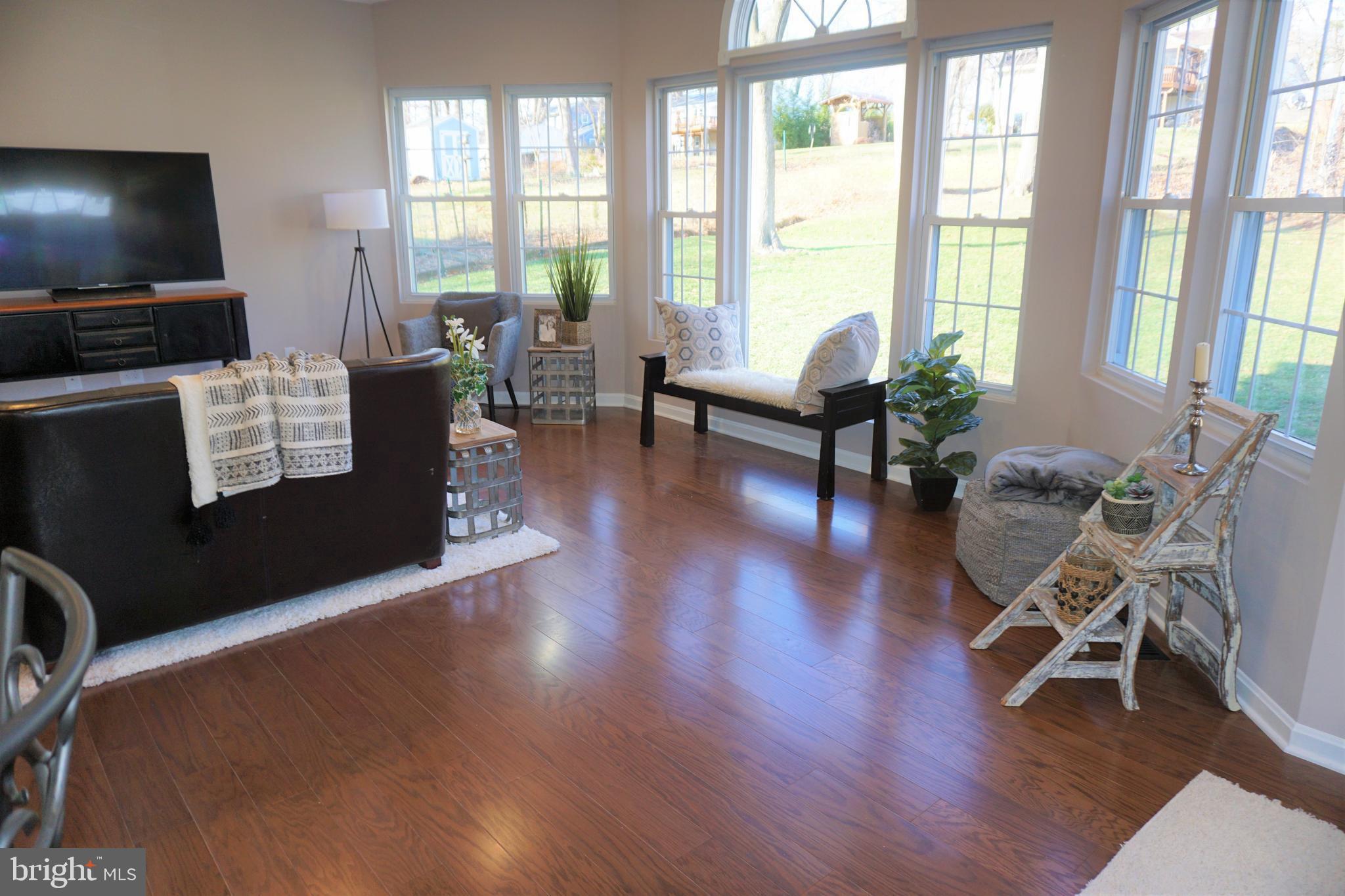 HAMMOND VILLAGE - Residential