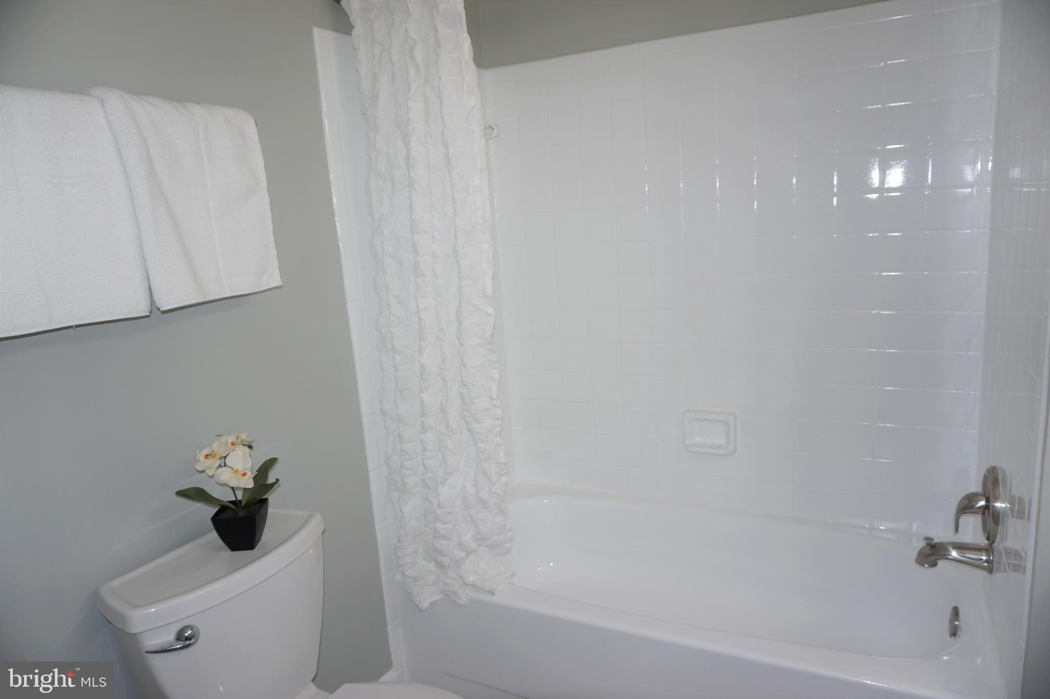 HAMMOND VILLAGE - Residential