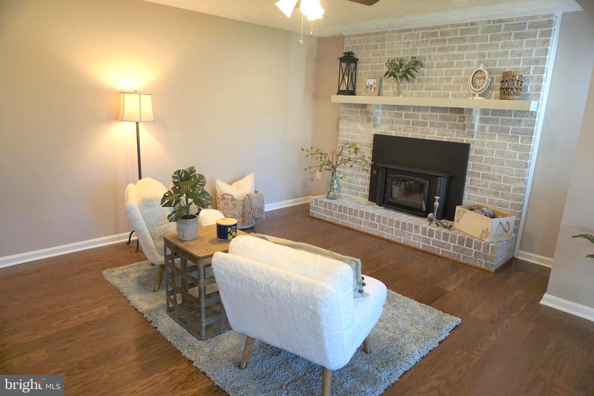 HAMMOND VILLAGE - Residential