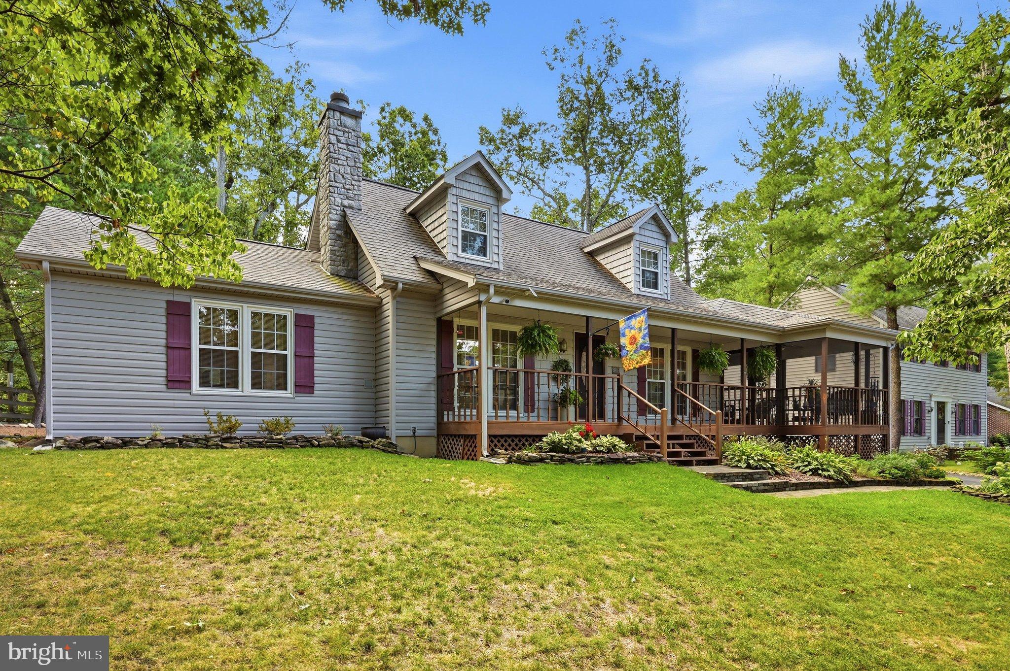 228 FAIRWAY CIRCLE