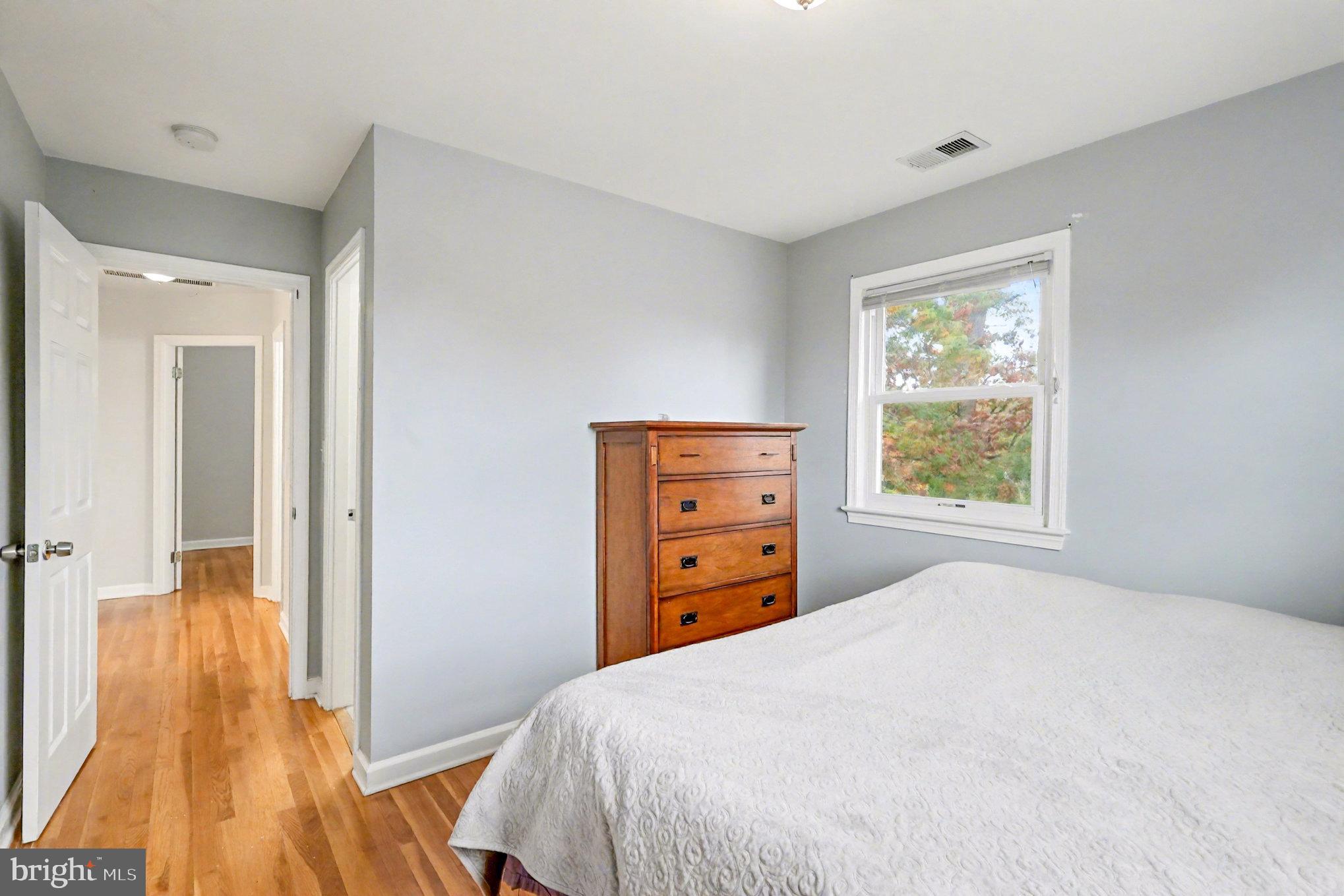 MICHIGAN PARK HILLS - Residential