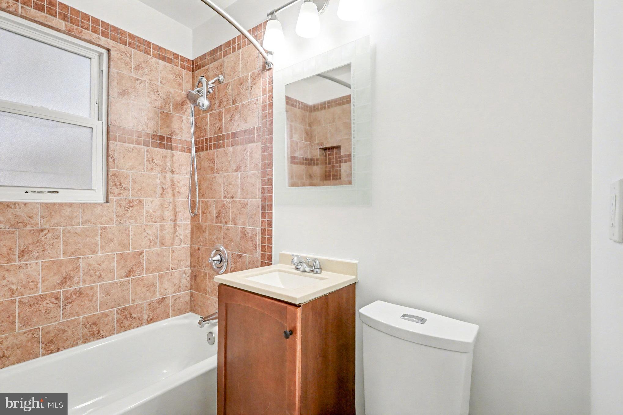 MICHIGAN PARK HILLS - Residential