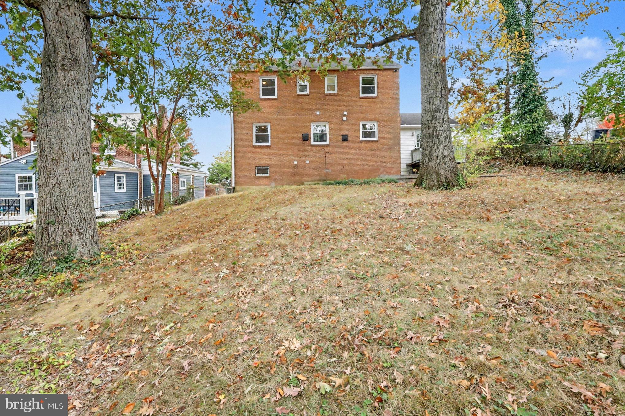 MICHIGAN PARK HILLS - Residential