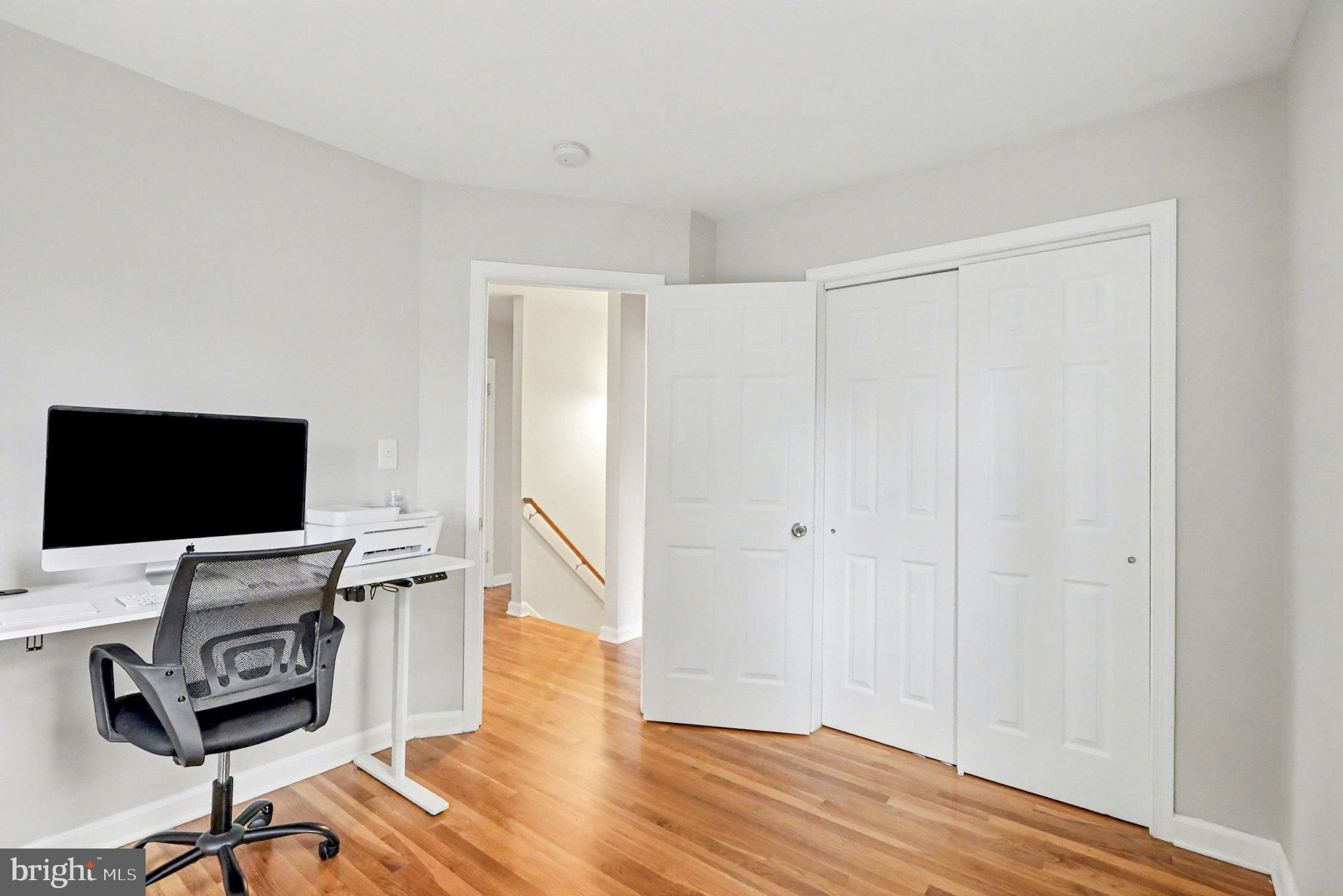 MICHIGAN PARK HILLS - Residential