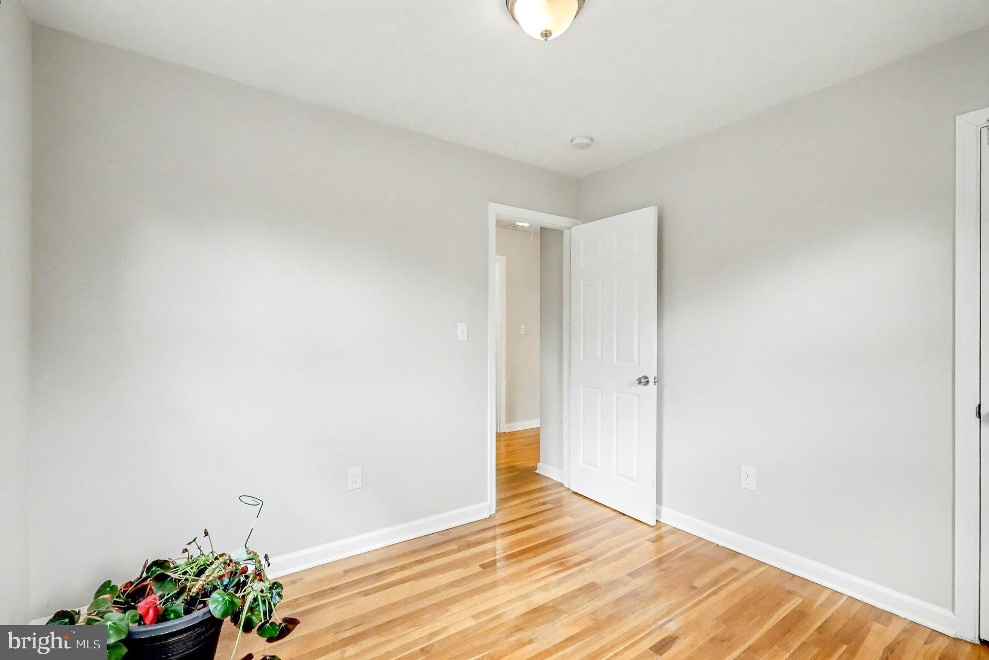 MICHIGAN PARK HILLS - Residential