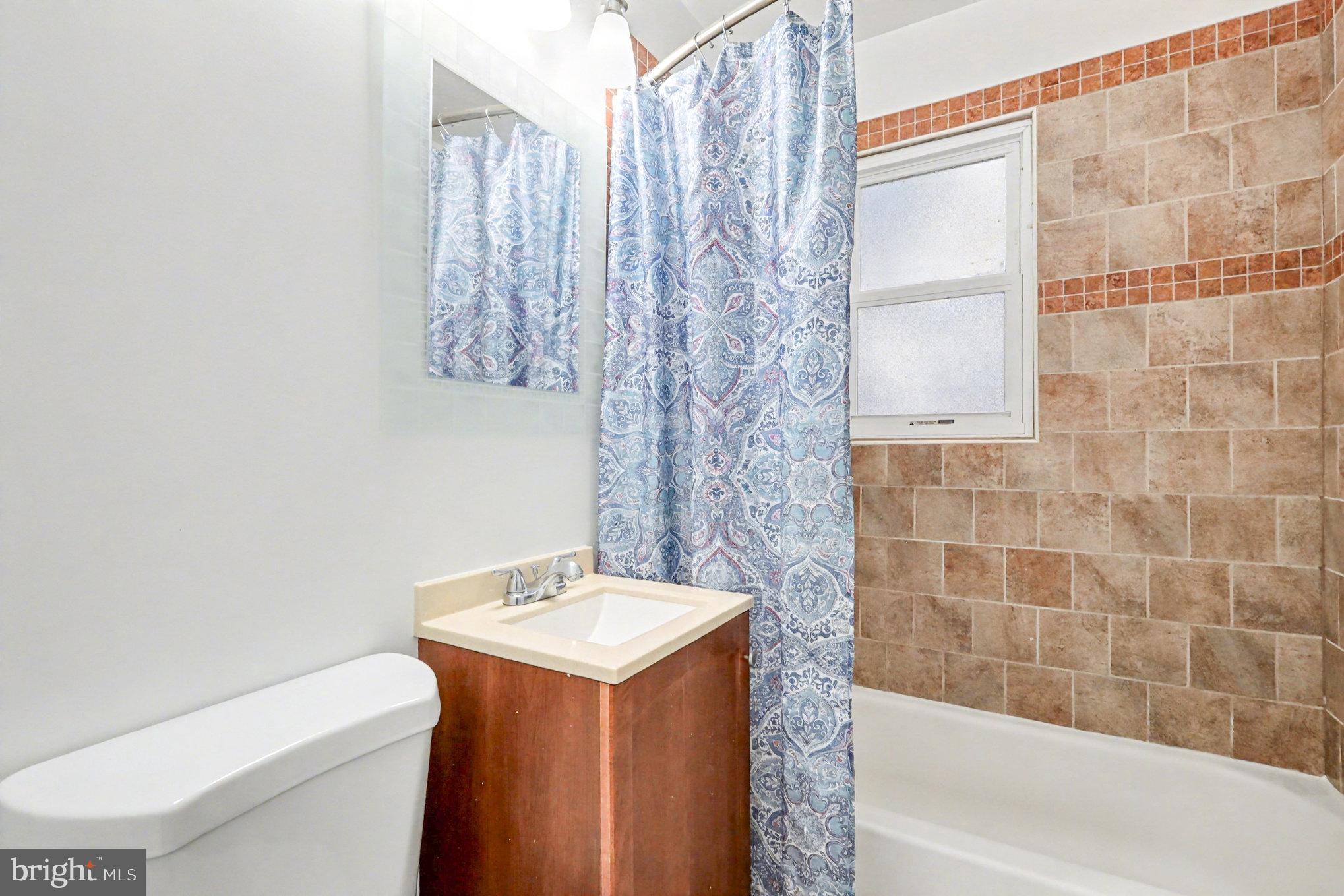 MICHIGAN PARK HILLS - Residential