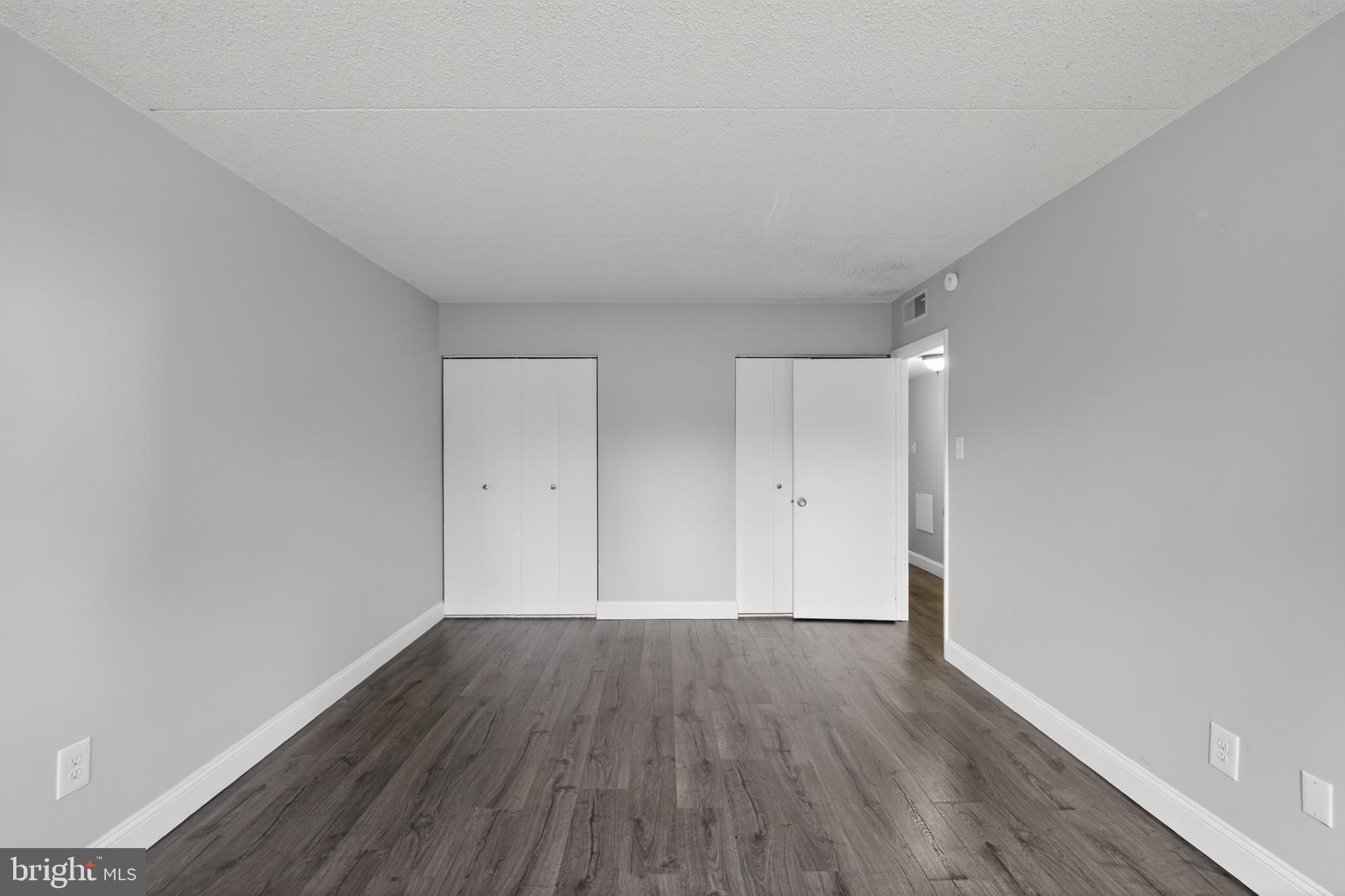 SAYBROOK VIL - Residential