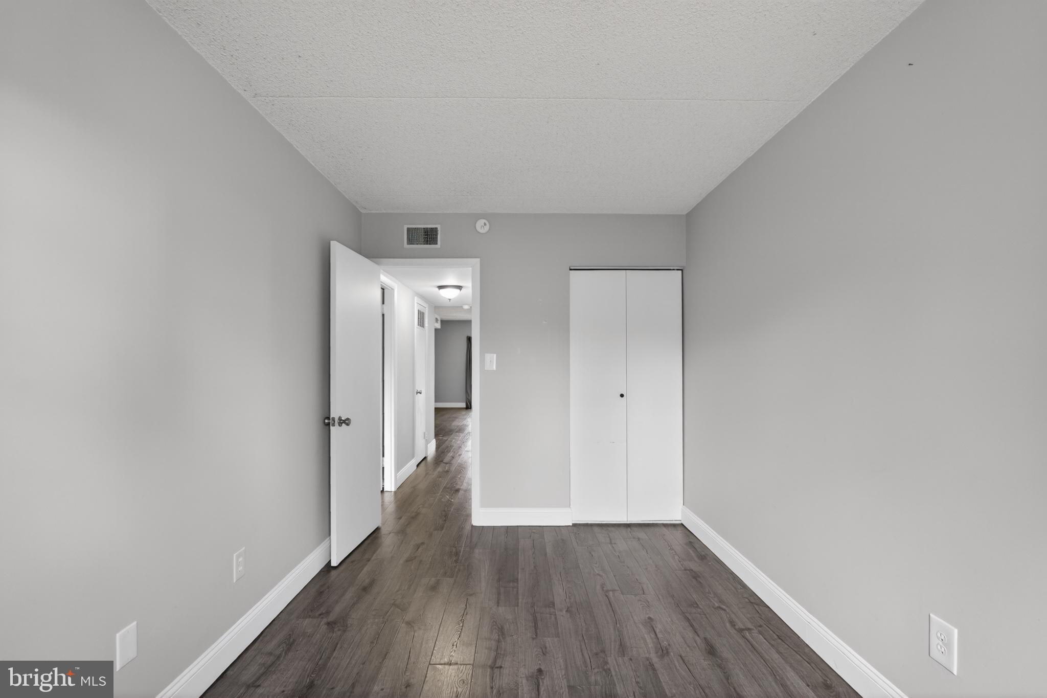 SAYBROOK VIL - Residential