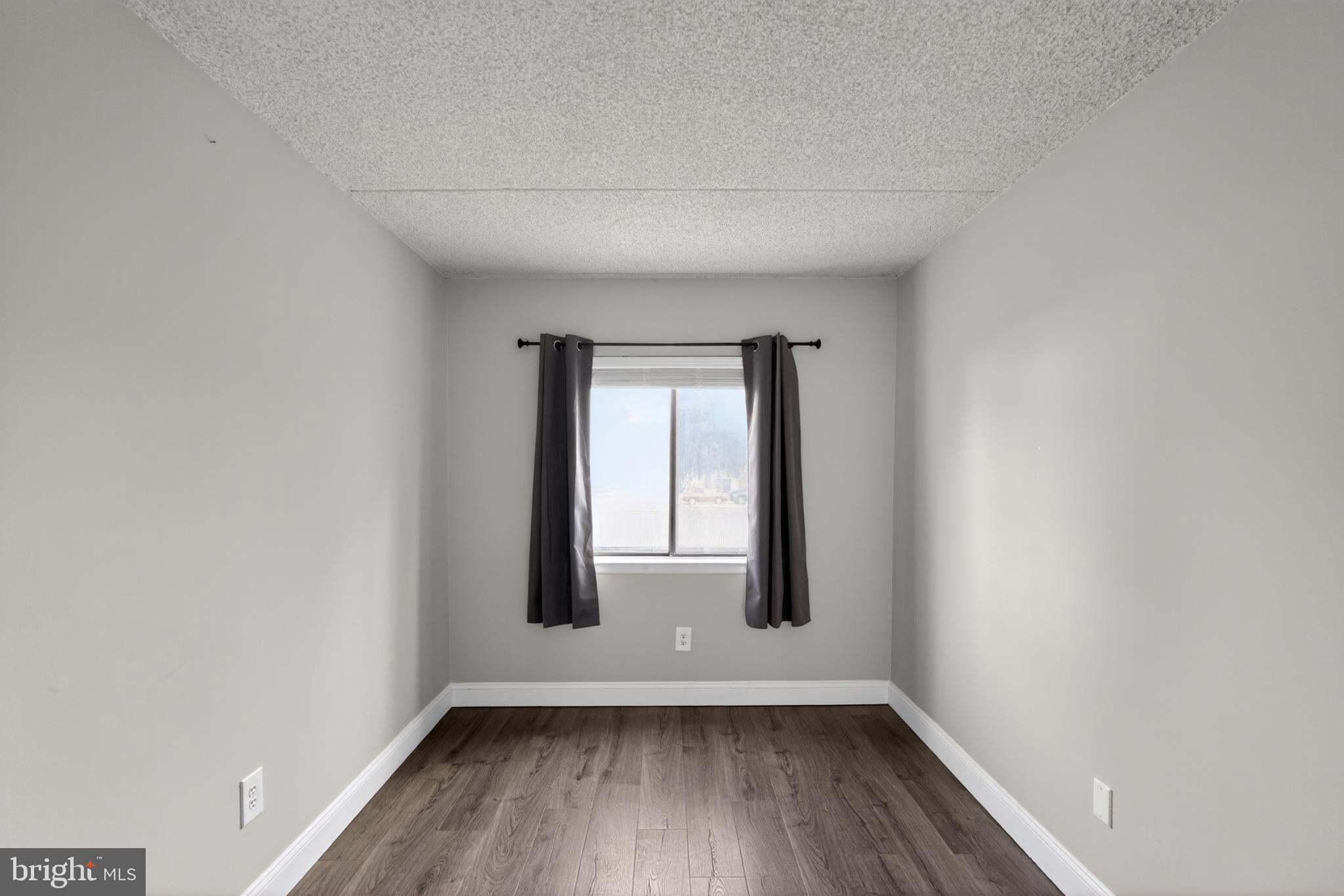 SAYBROOK VIL - Residential