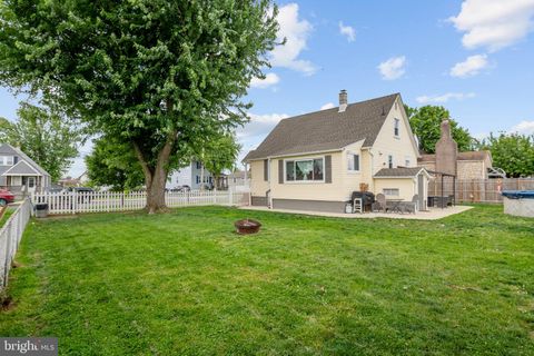 Tiny photo for 402 Bayside Drive, BALTIMORE, MD 21222 (MLS # MDBC2163396)