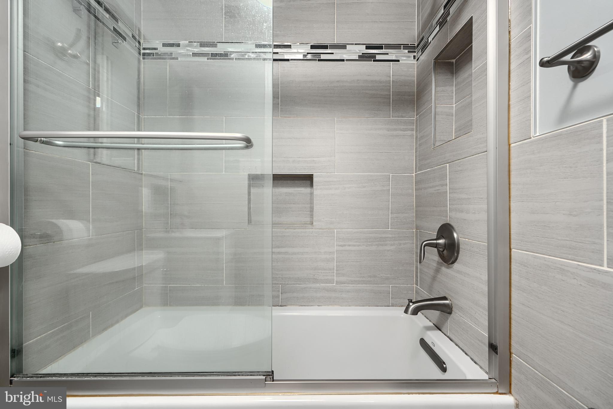 CANTON - Residential Lease