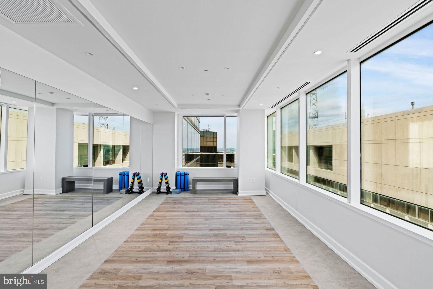 CENTER CITY - Residential