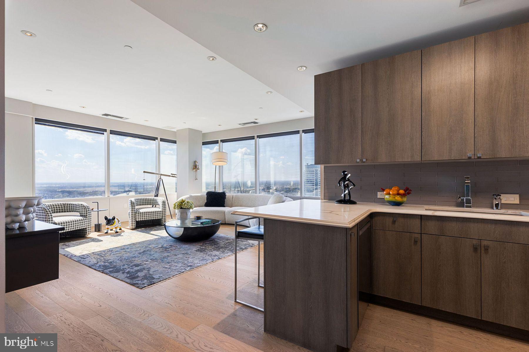 CENTER CITY - Residential