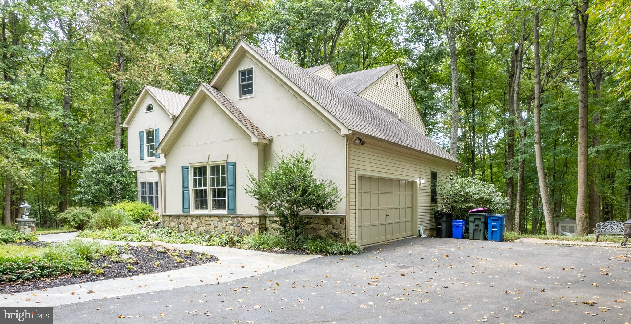 GRANBY WOODS - Residential