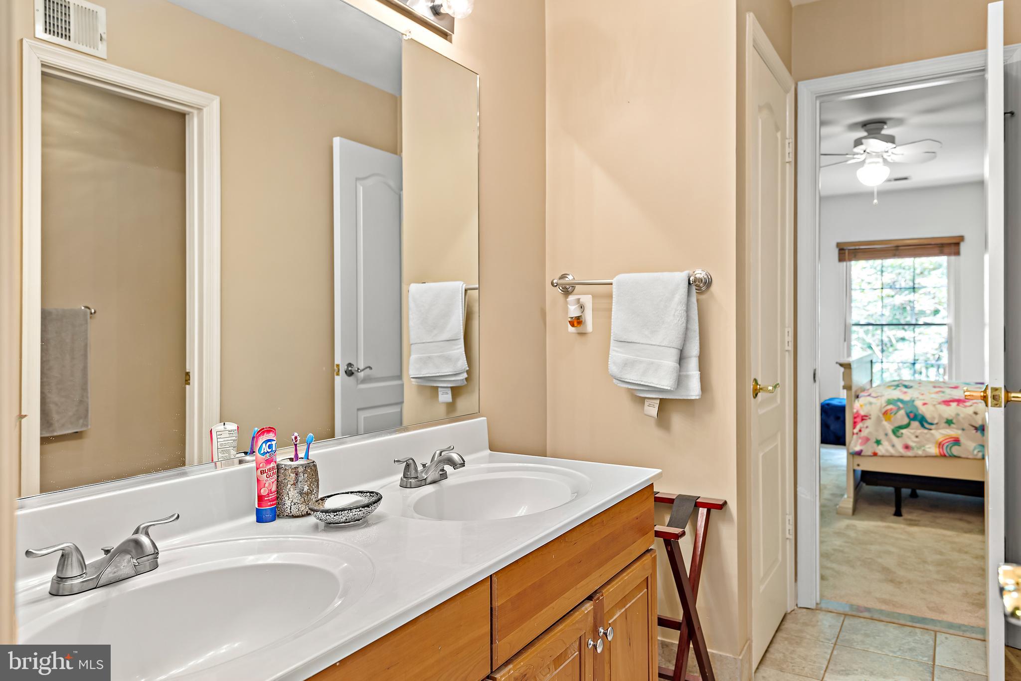 GRANBY WOODS - Residential