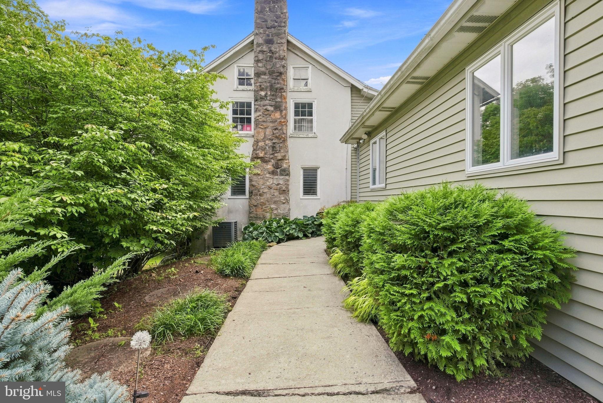 3408 OAK HILL ROAD